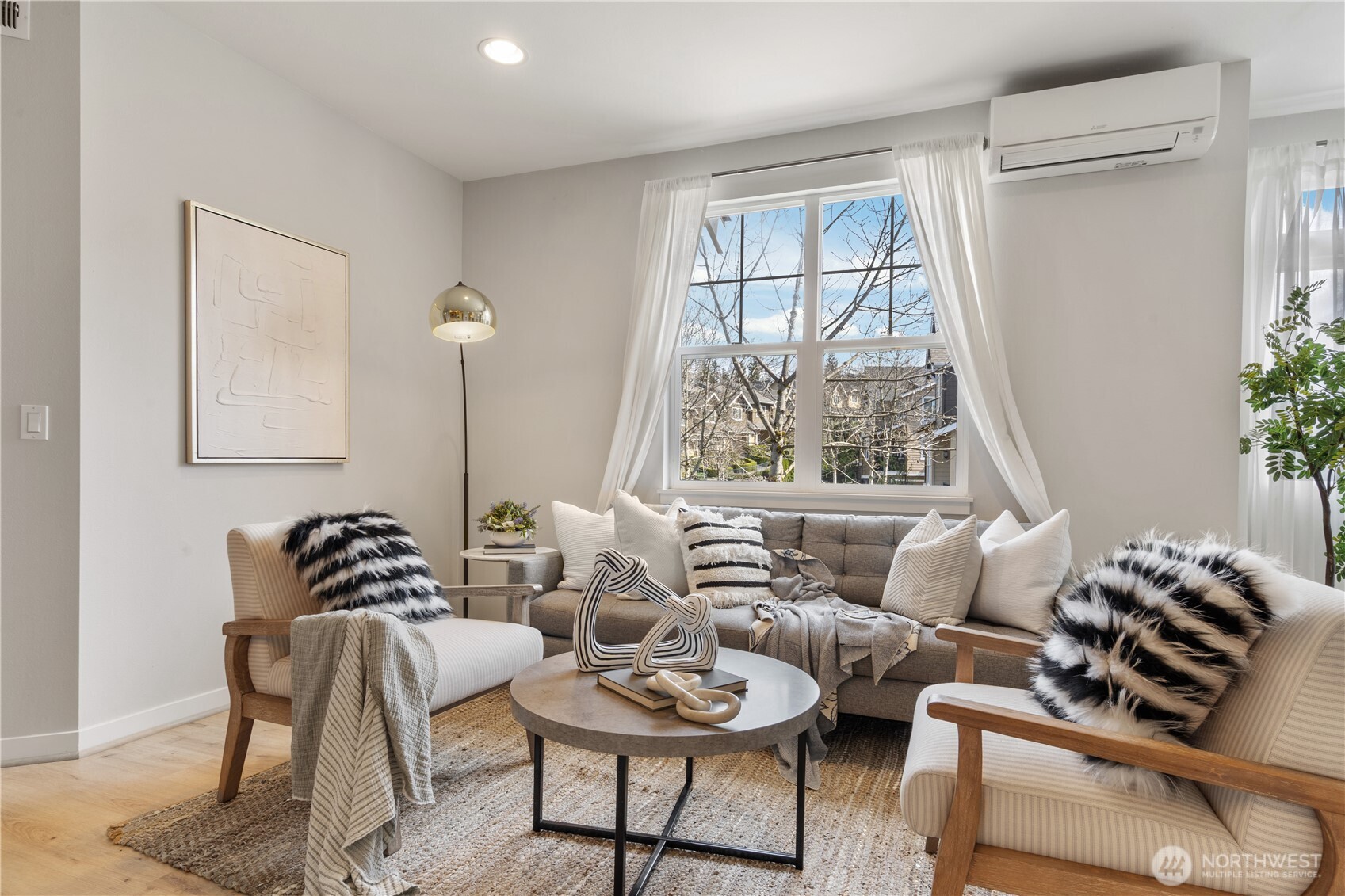 1913 16th Lane NE Unit: 1913
