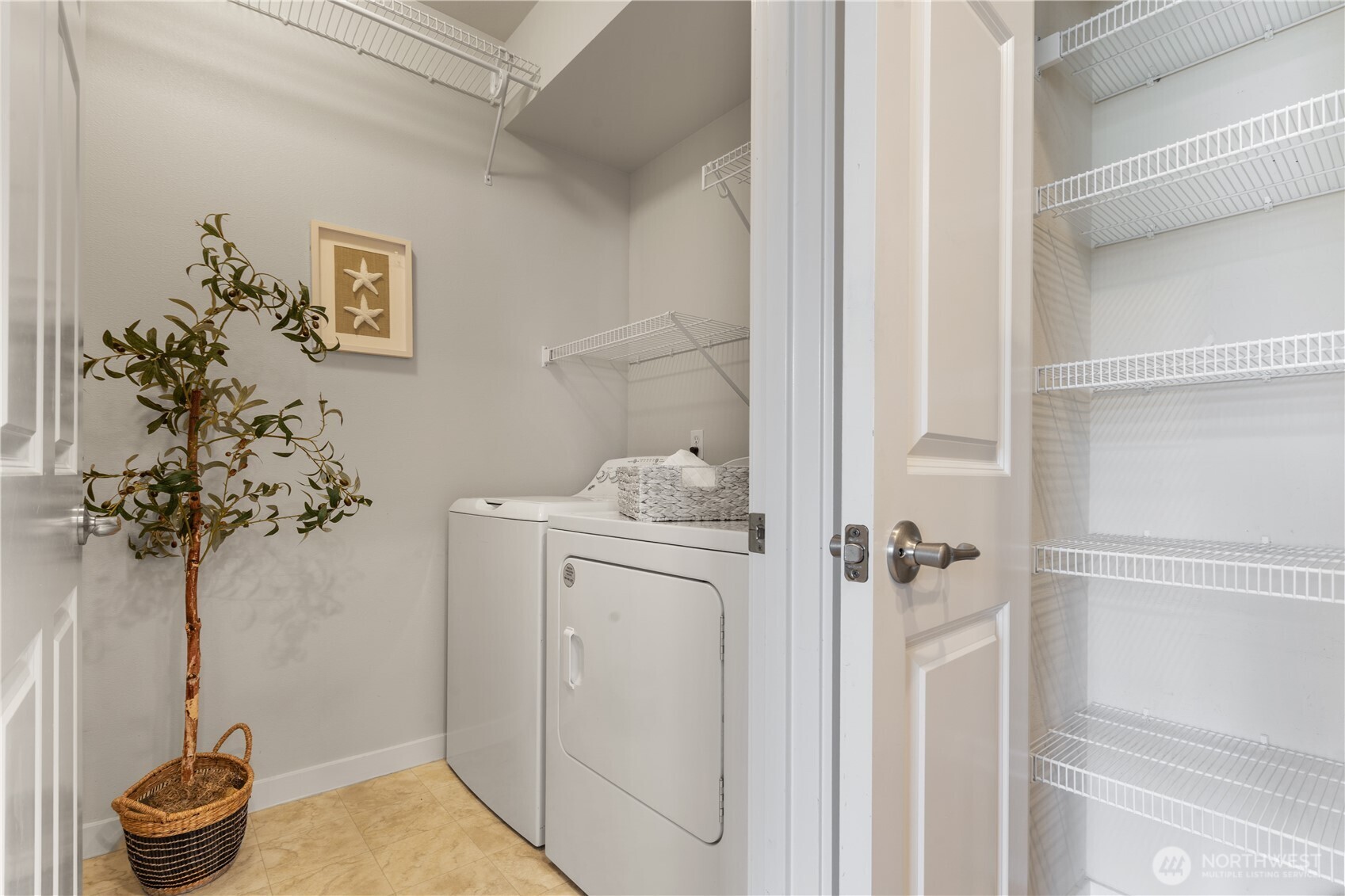 1913 16th Lane NE Unit: 1913