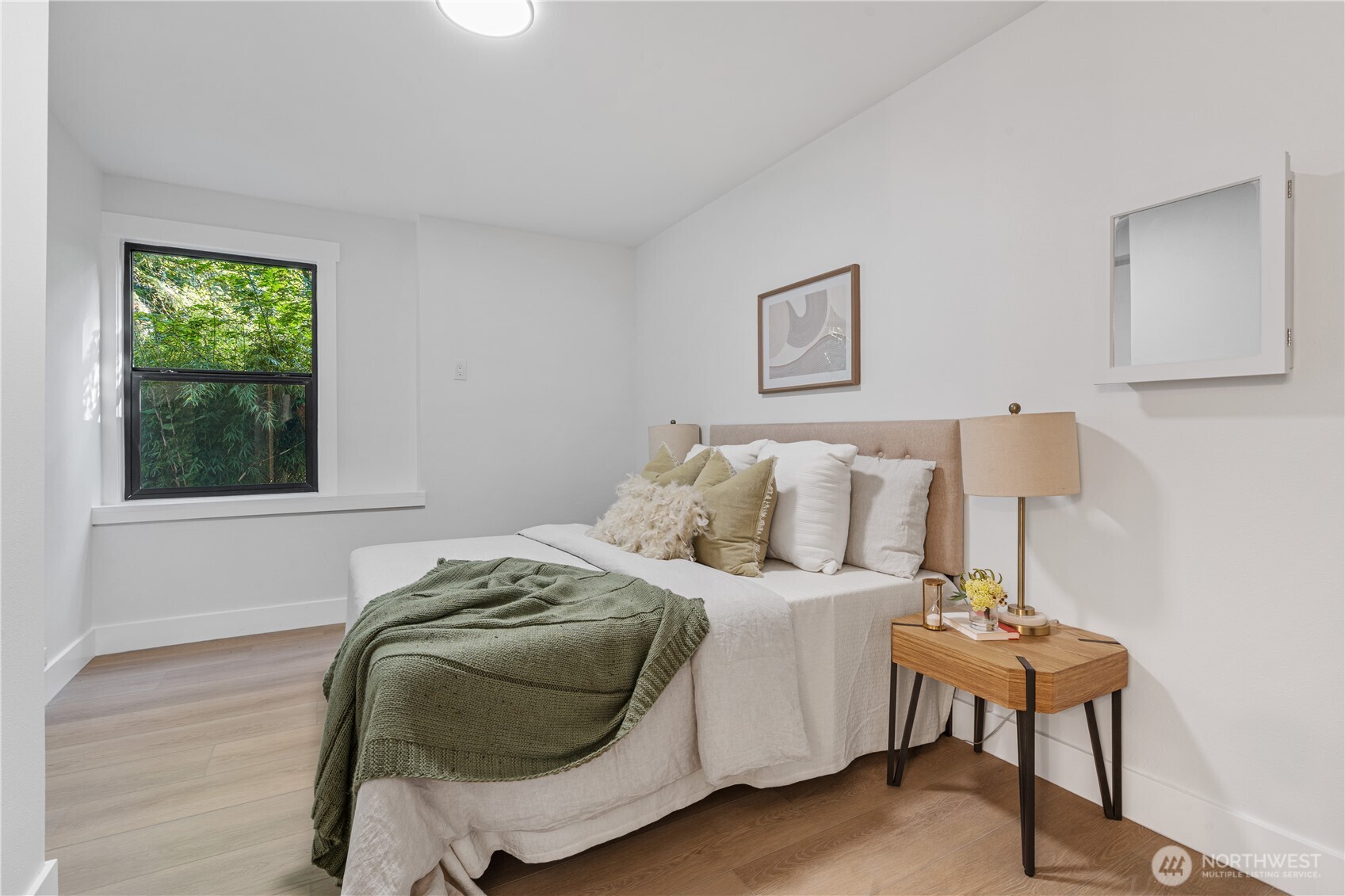 3520 220th PL SE