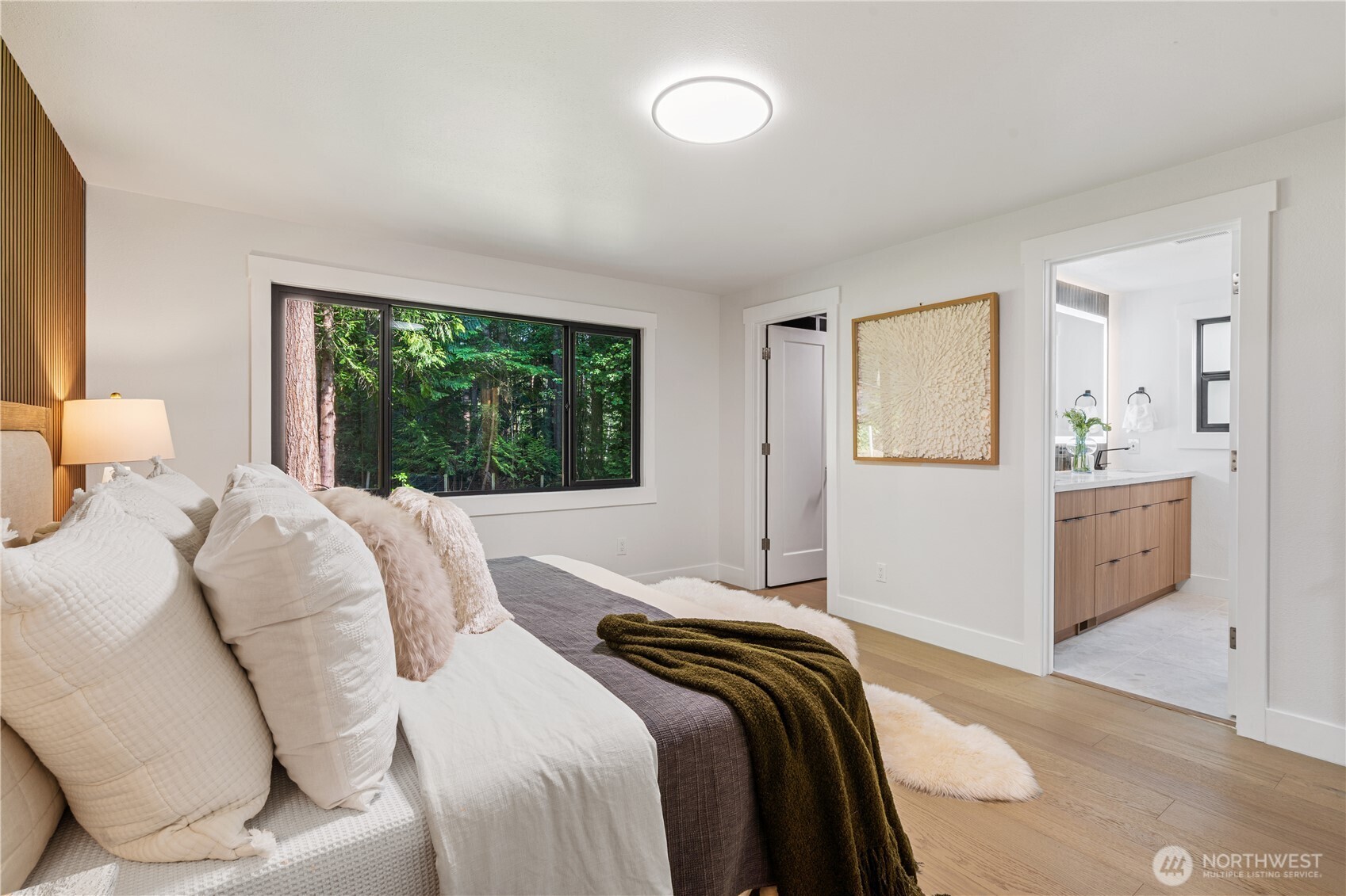 3520 220th PL SE