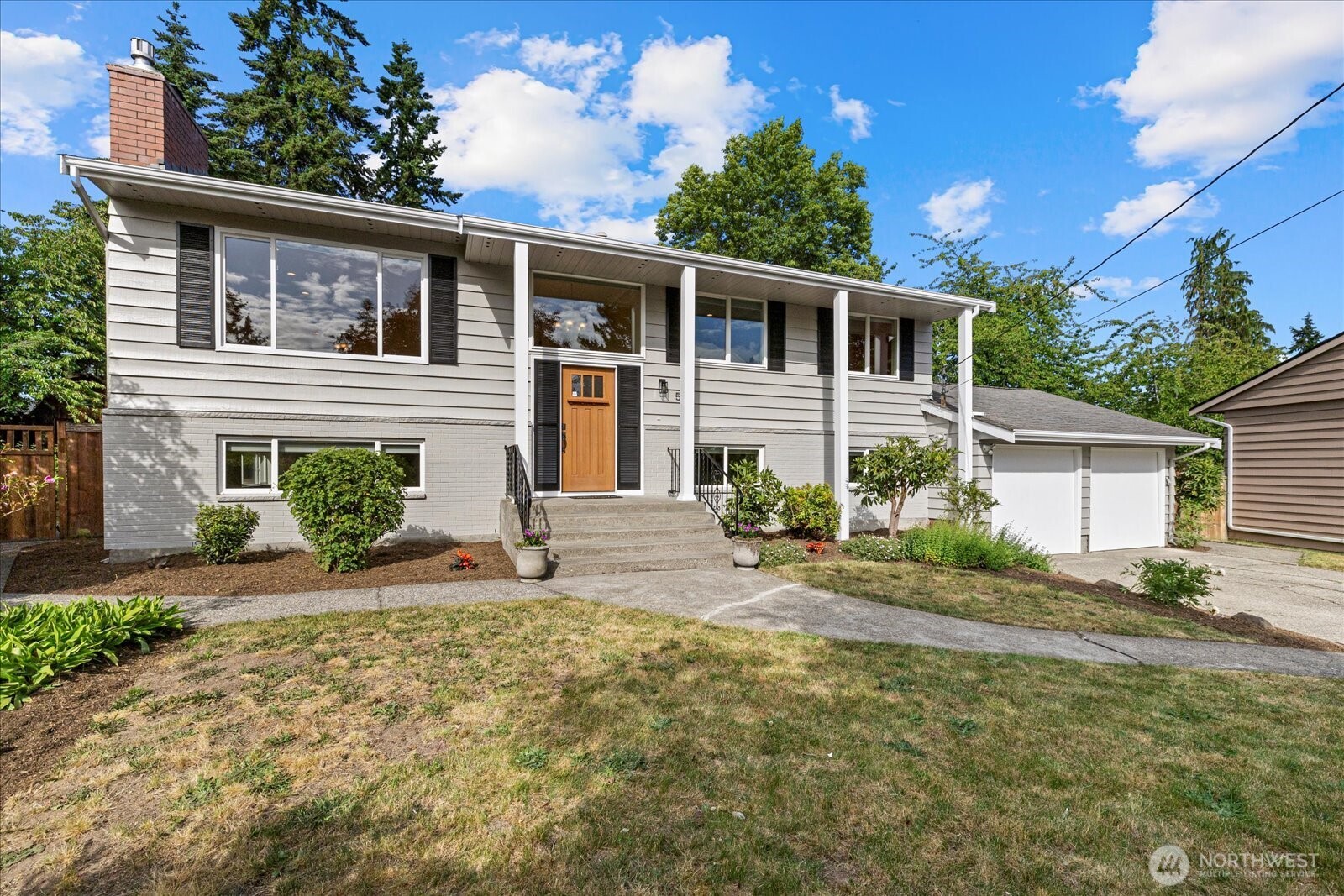 510 146th Ave NE