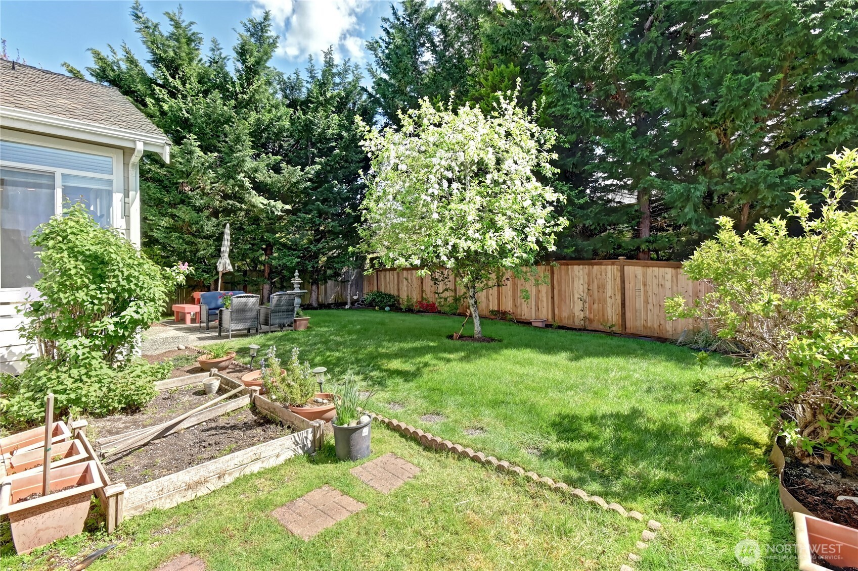 23715 SE 5th place