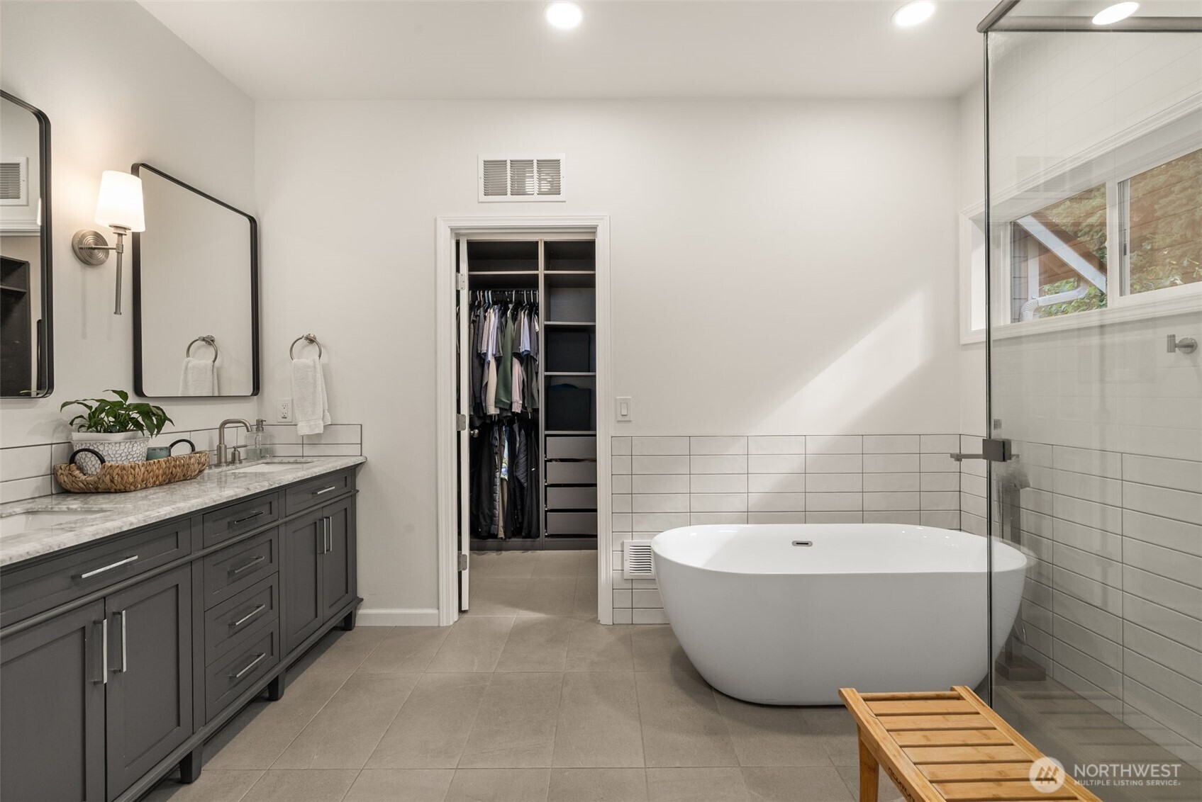 417 SW 350th Place