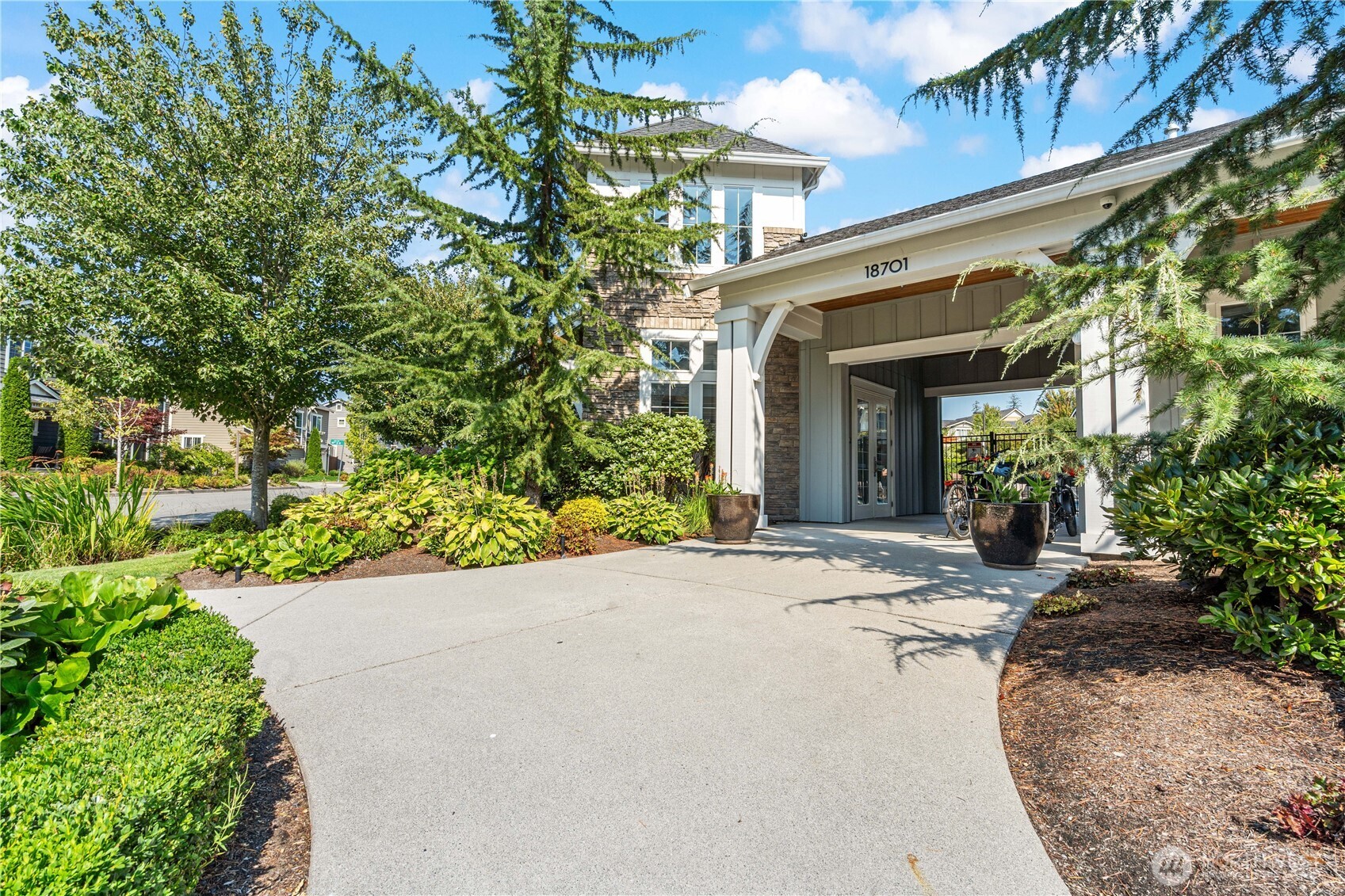 18630 45th Dr SE