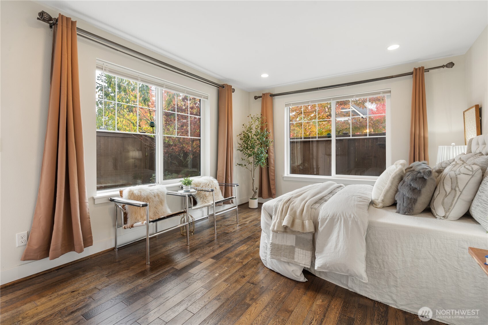 4524 186th PL SE Unit: Unit B
