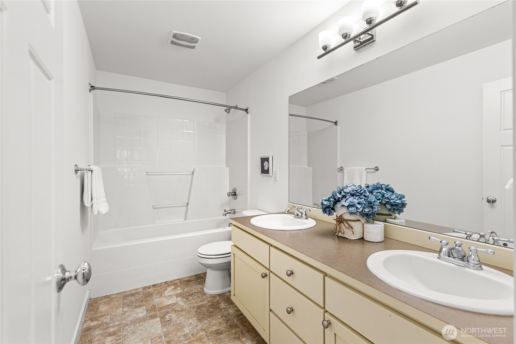 4115 176th Place SE