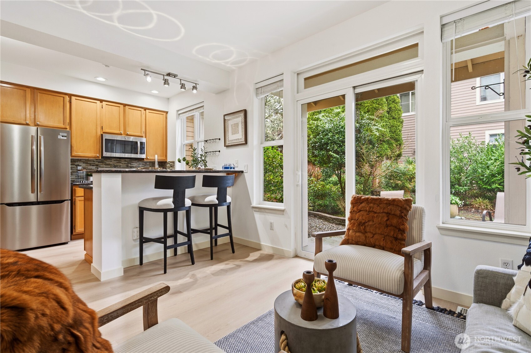 15648 NE 93rd Wy Unit: B1702
