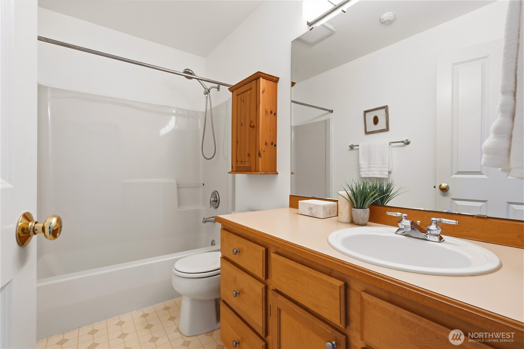 15648 NE 93rd Wy Unit: B1702