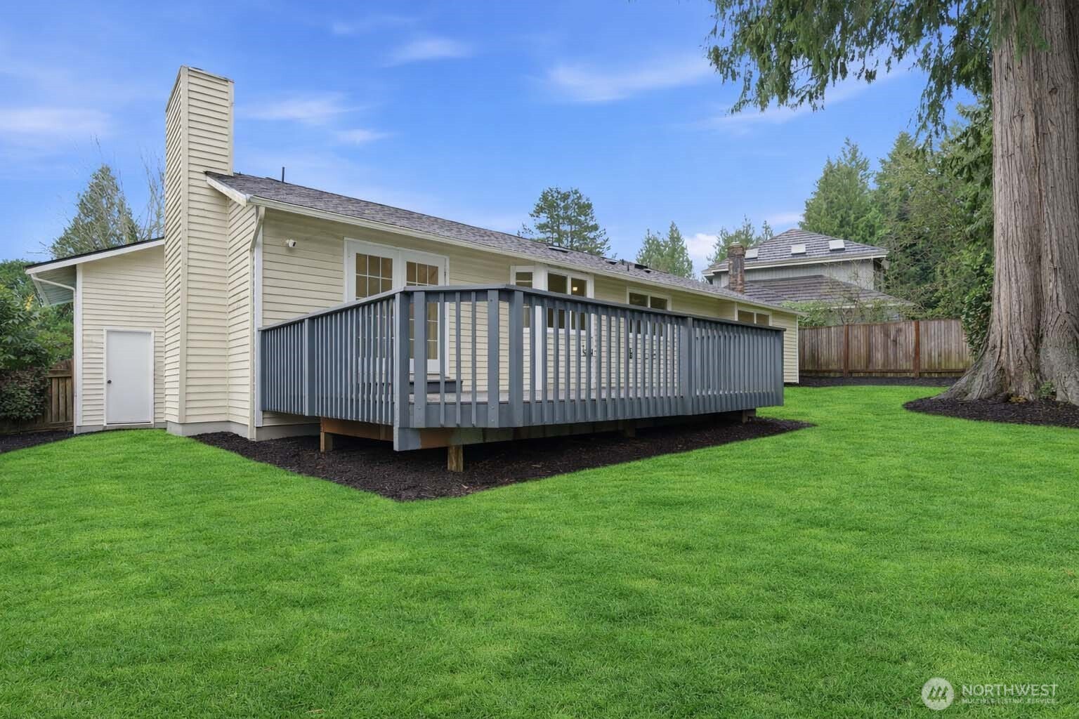 4317 209th Ave NE