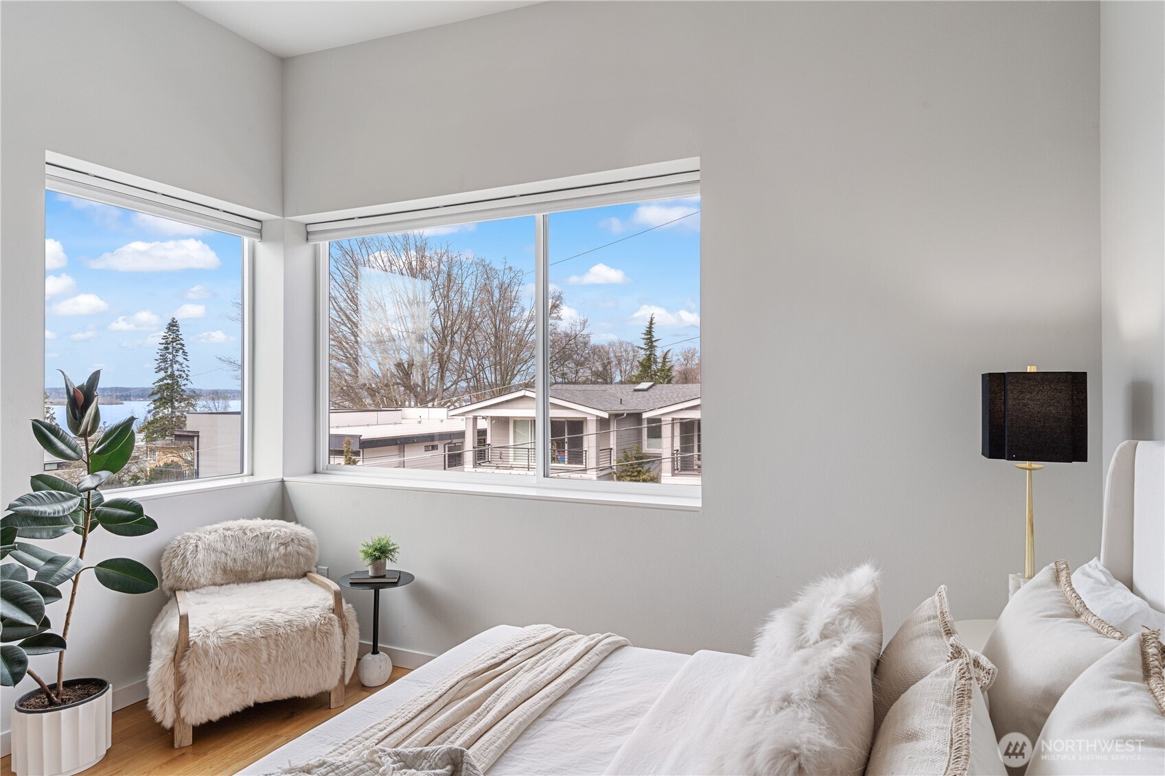 10315 NE 65th Wy