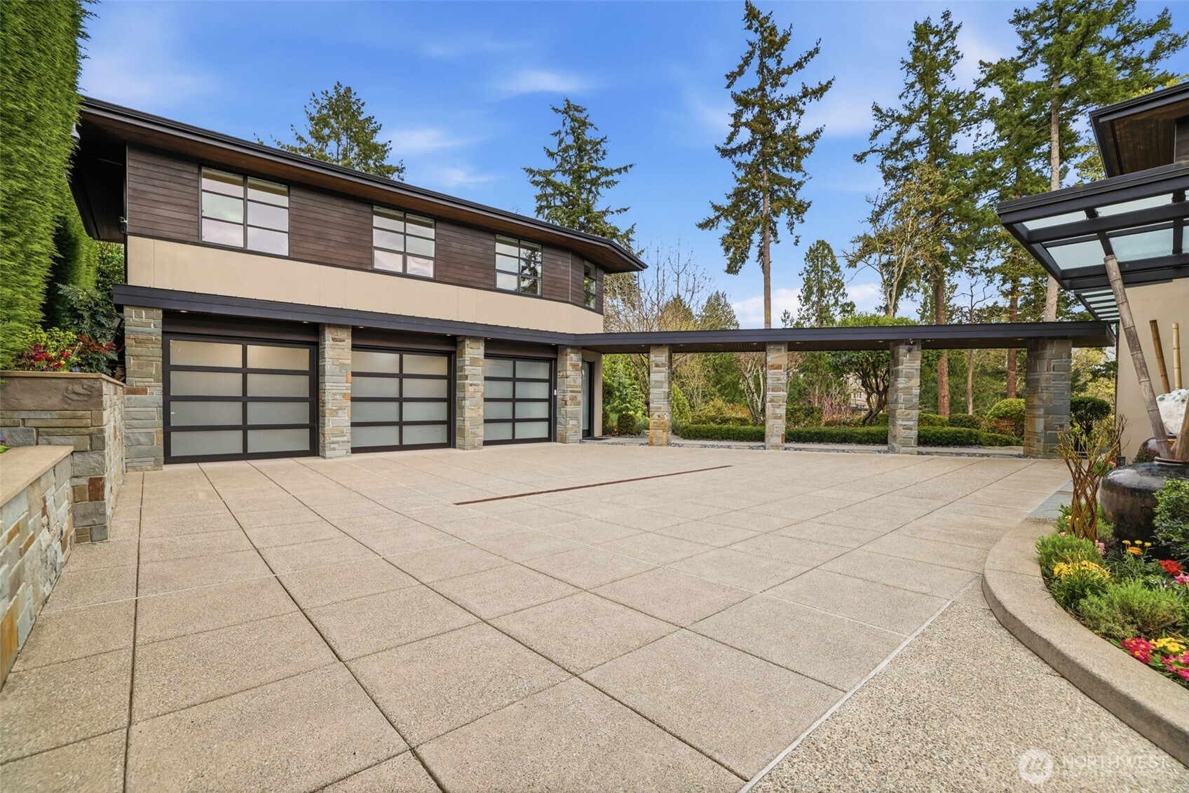 9632 Lake Washington Blvd NE