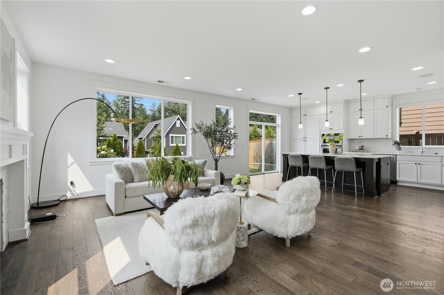 12507 79th Ave NE