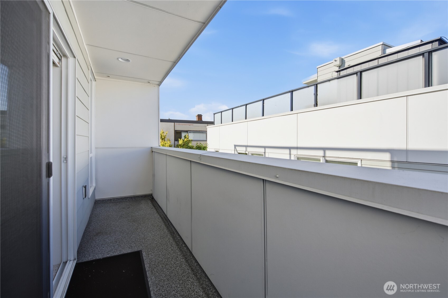 2214 Franklin Ave E Unit: B