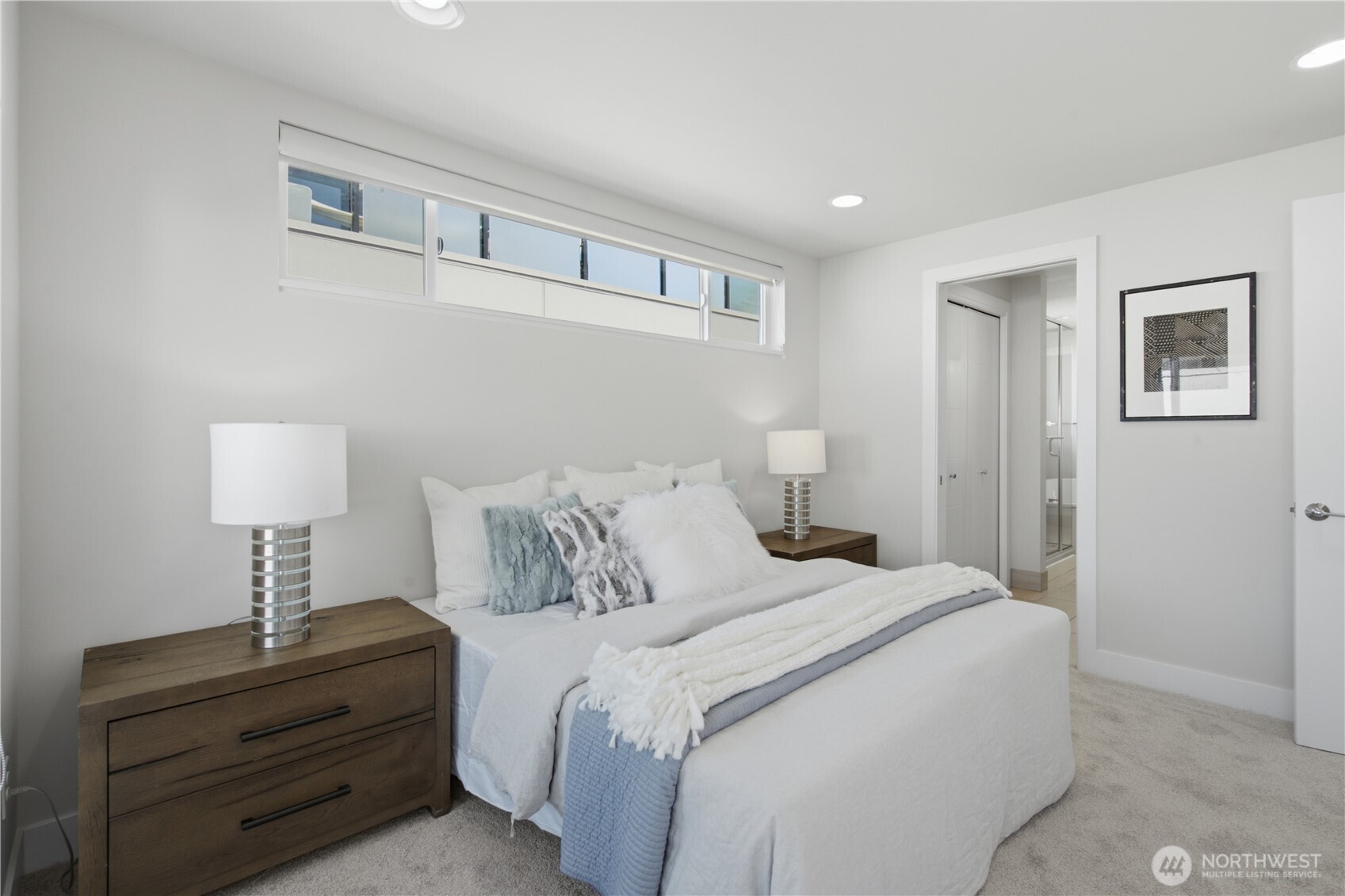 2214 Franklin Ave E Unit: B