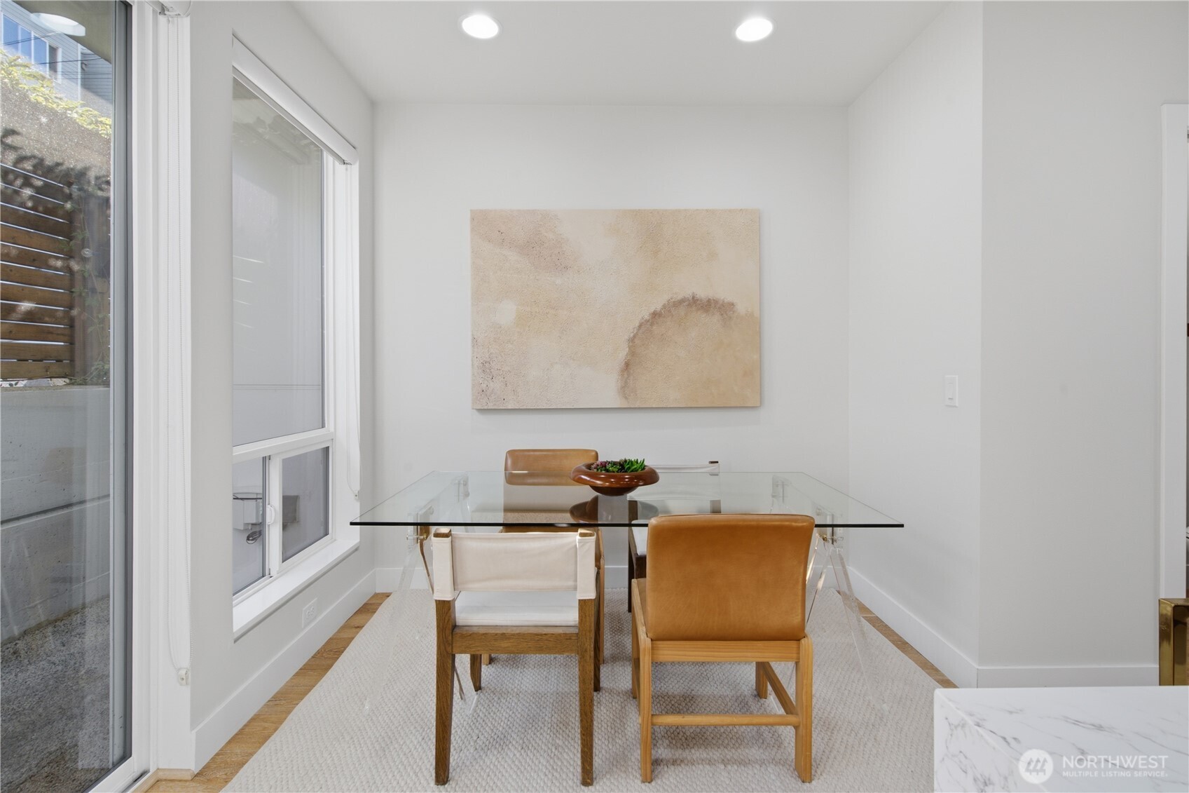 2214 Franklin Ave E Unit: B