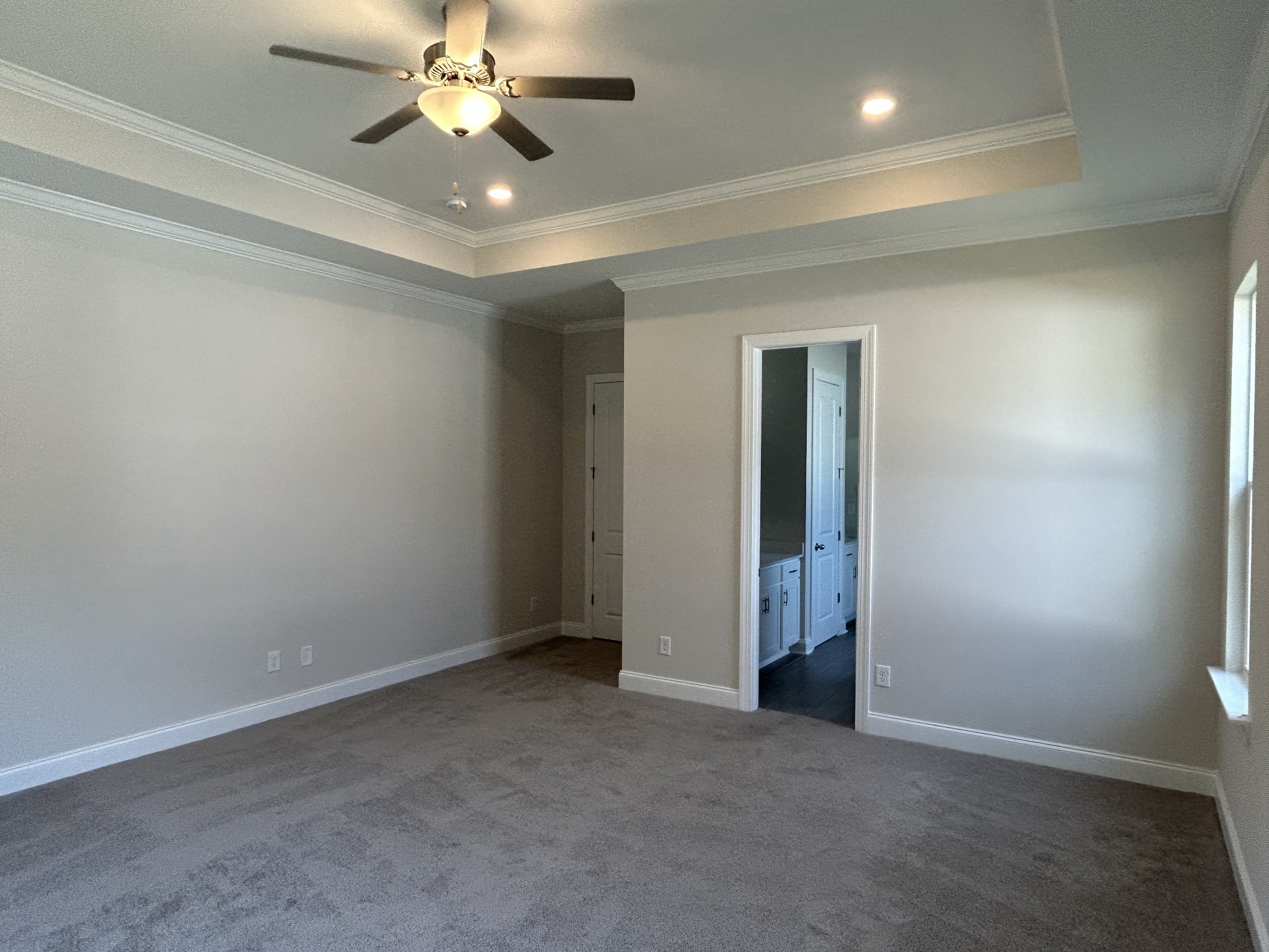 7211 Lake Road