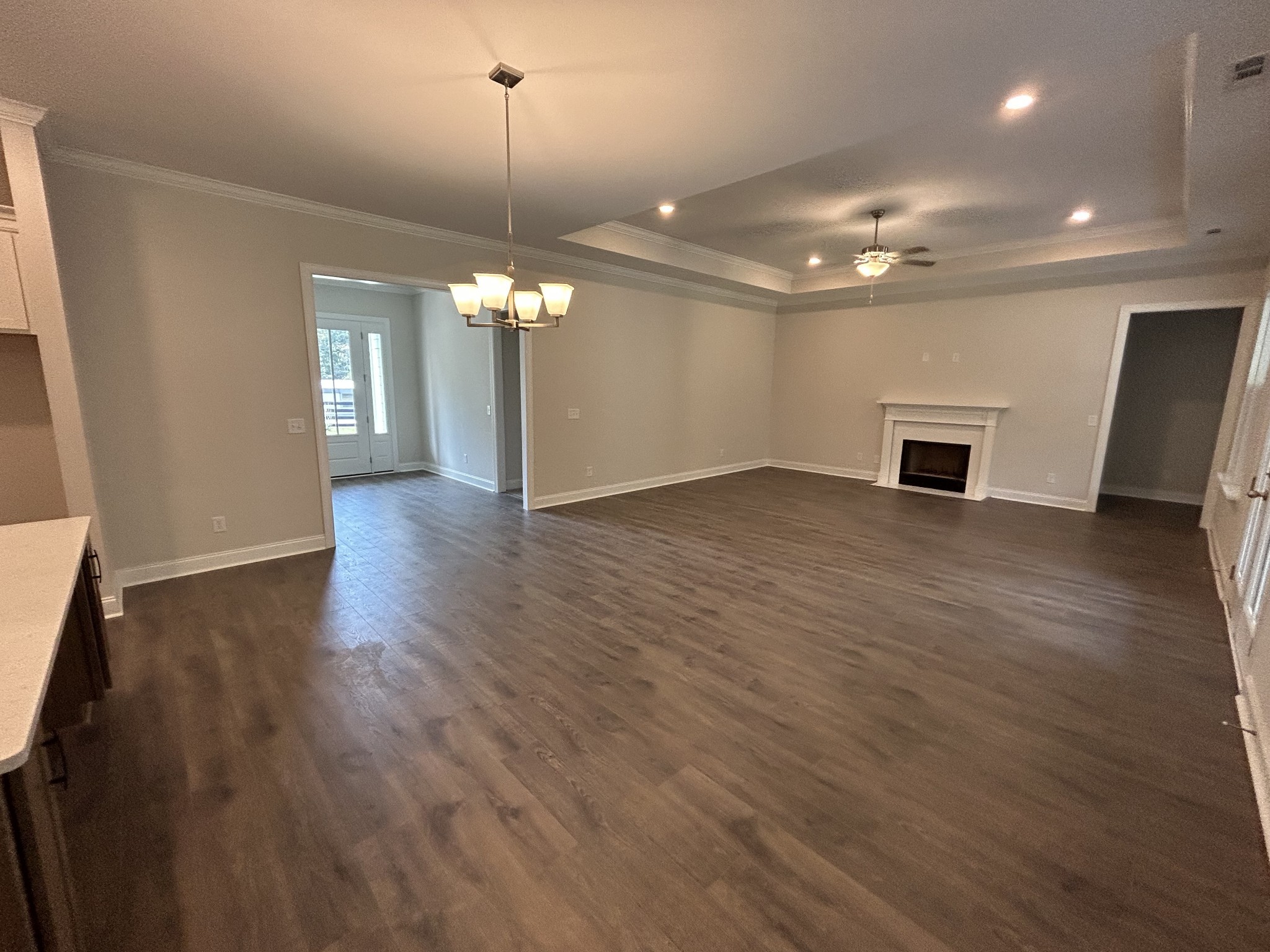 7211 Lake Road