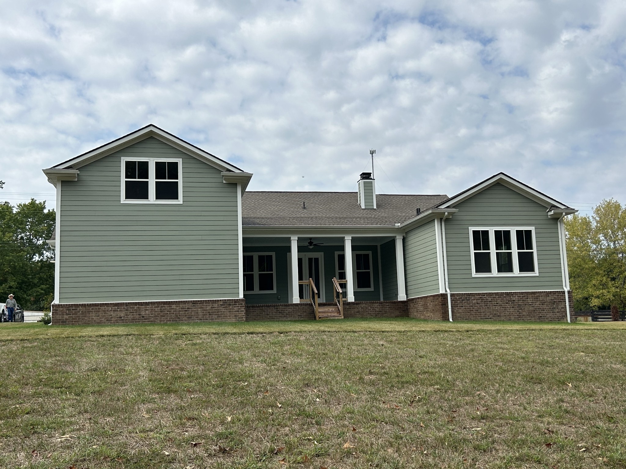 7211 Lake Road