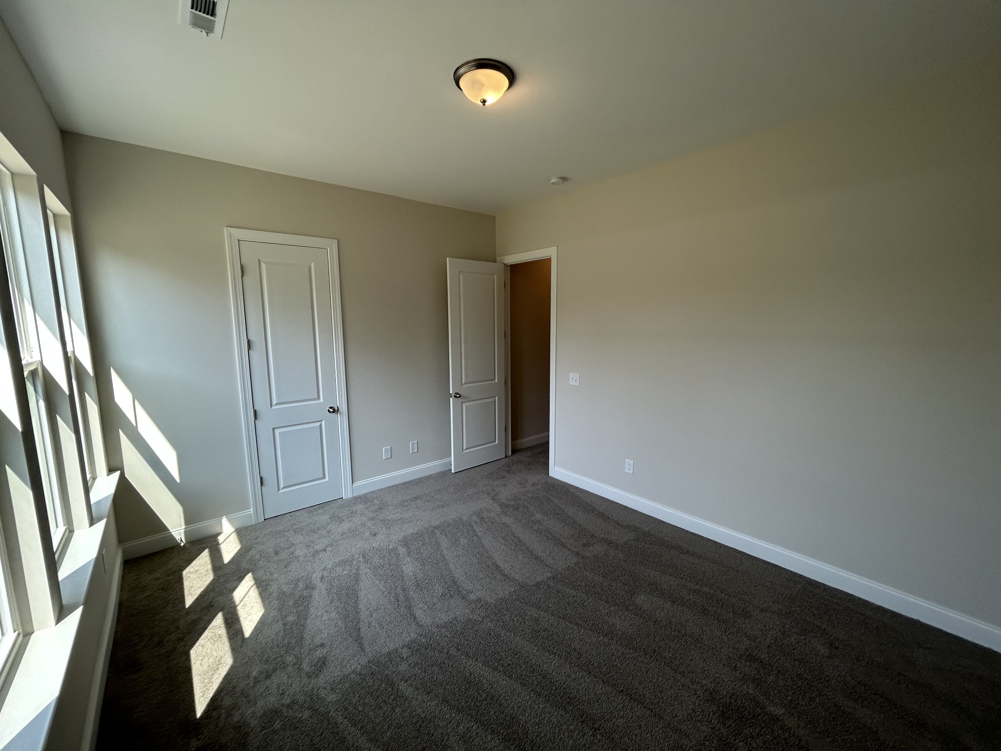 7211 Lake Road