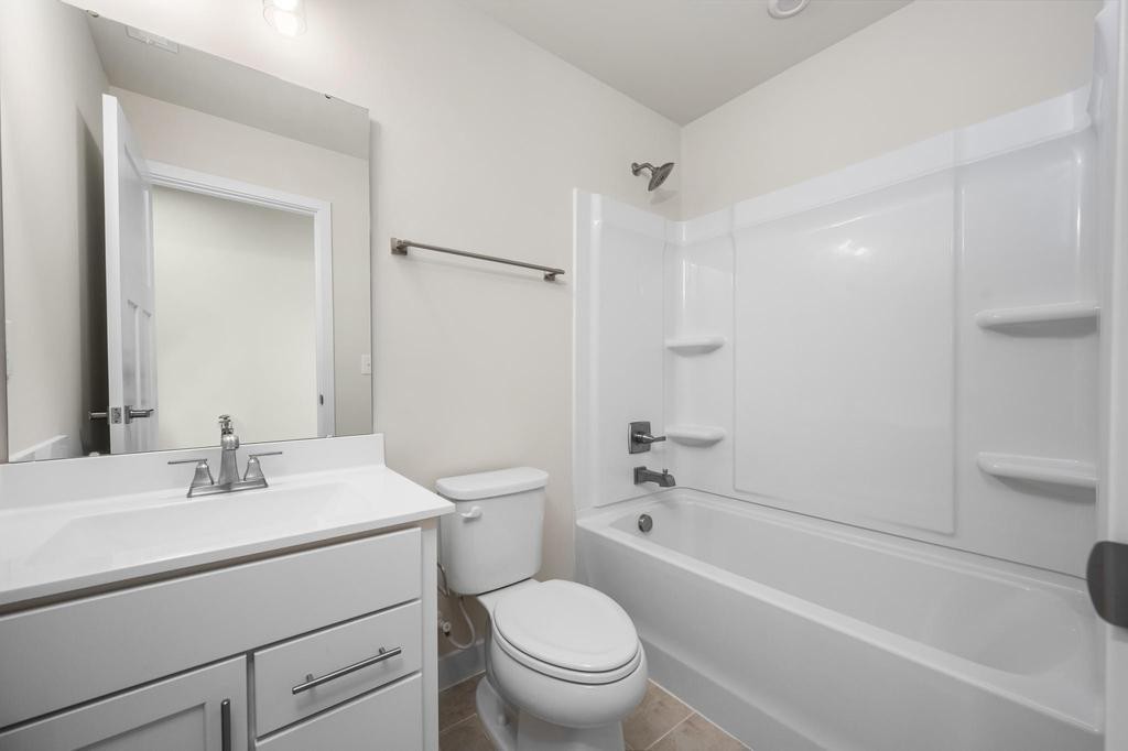 1819 Goldsberry Dr Unit: 197A