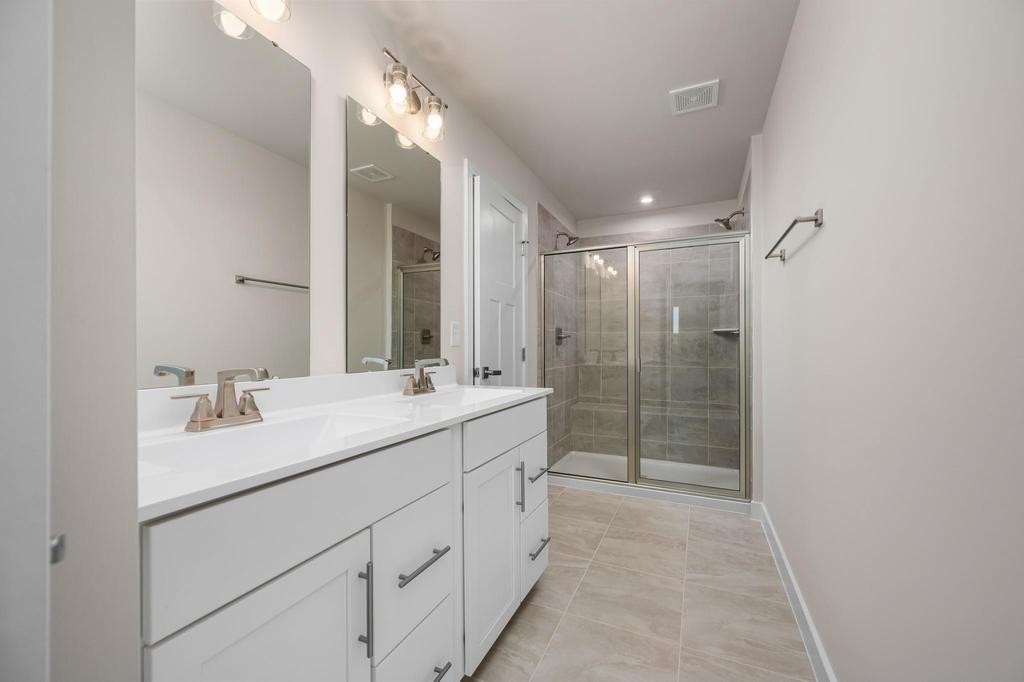 1819 Goldsberry Dr Unit: 197A
