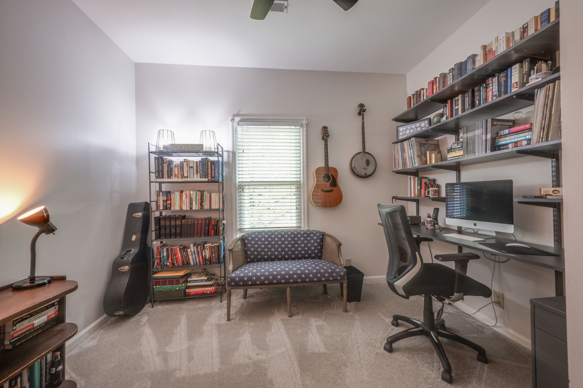 406 N Cameron Ct