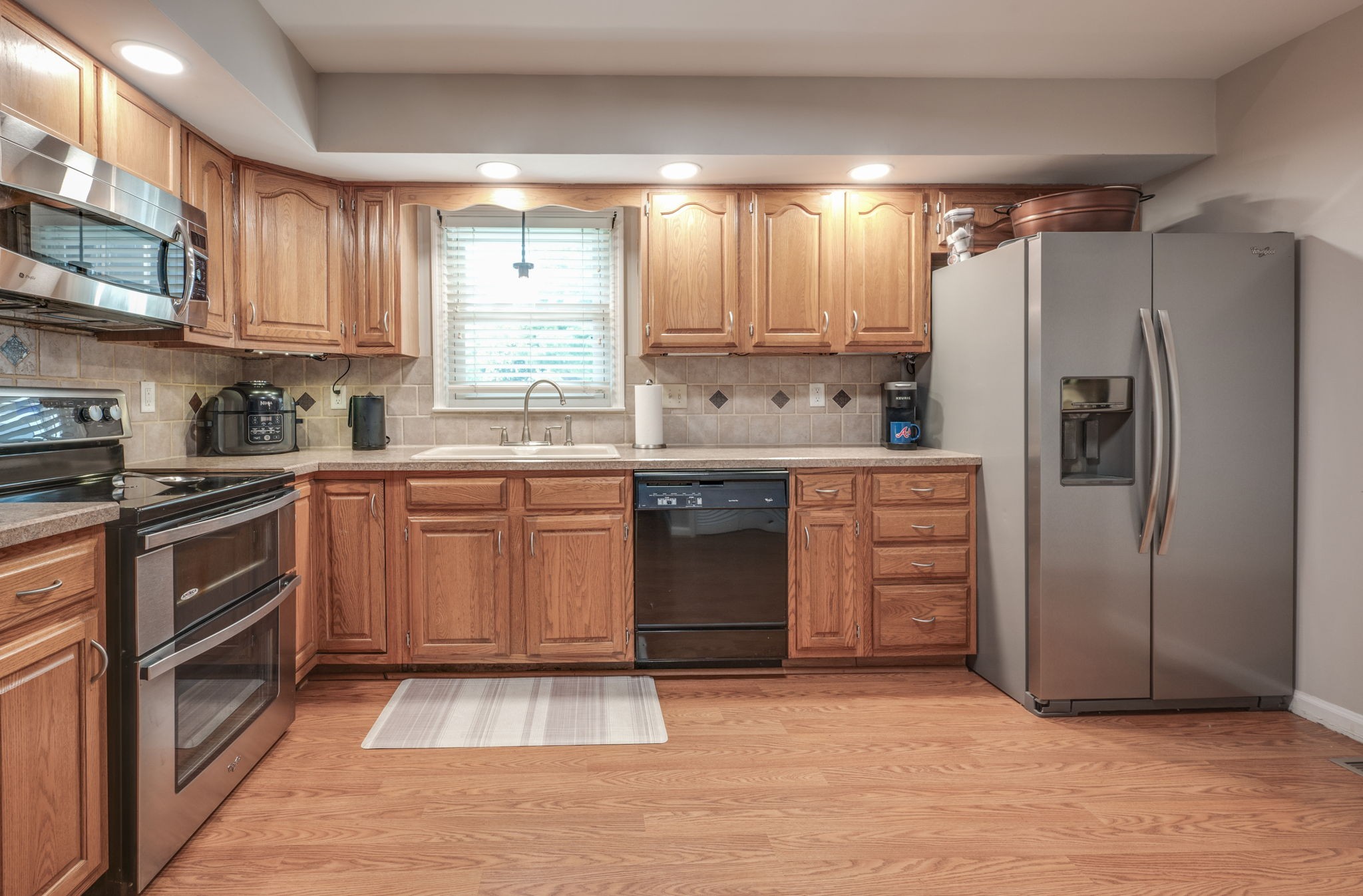 406 N Cameron Ct