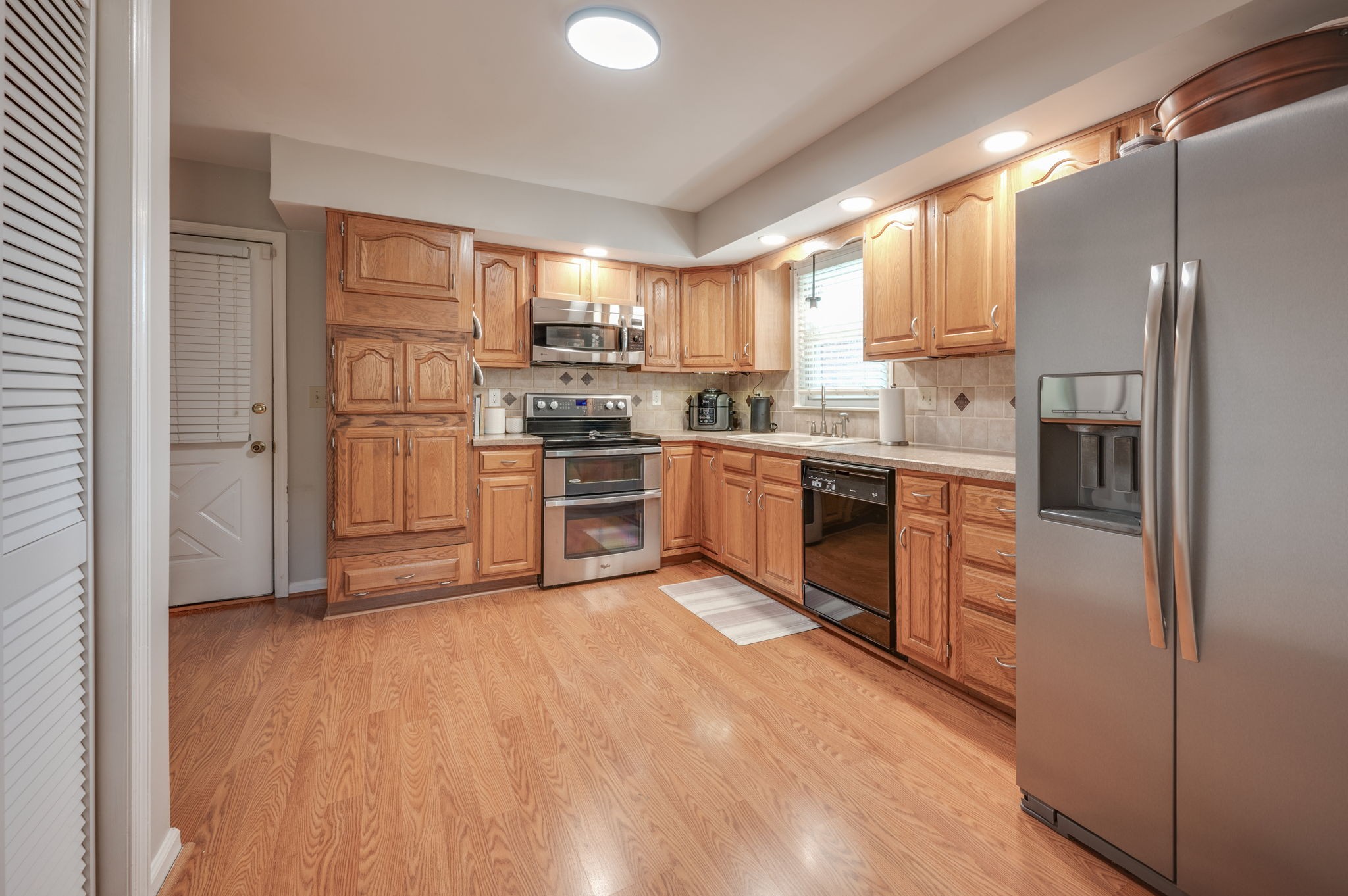 406 N Cameron Ct