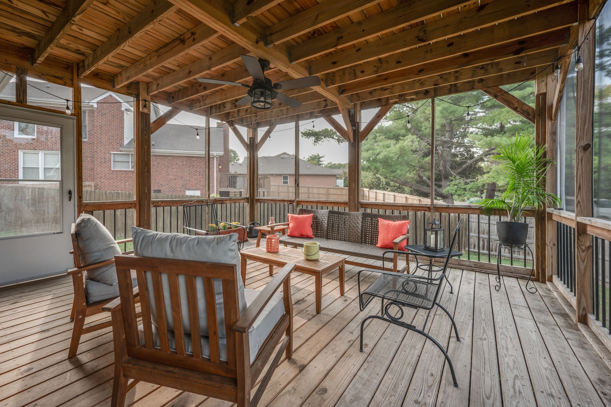 406 N Cameron Ct