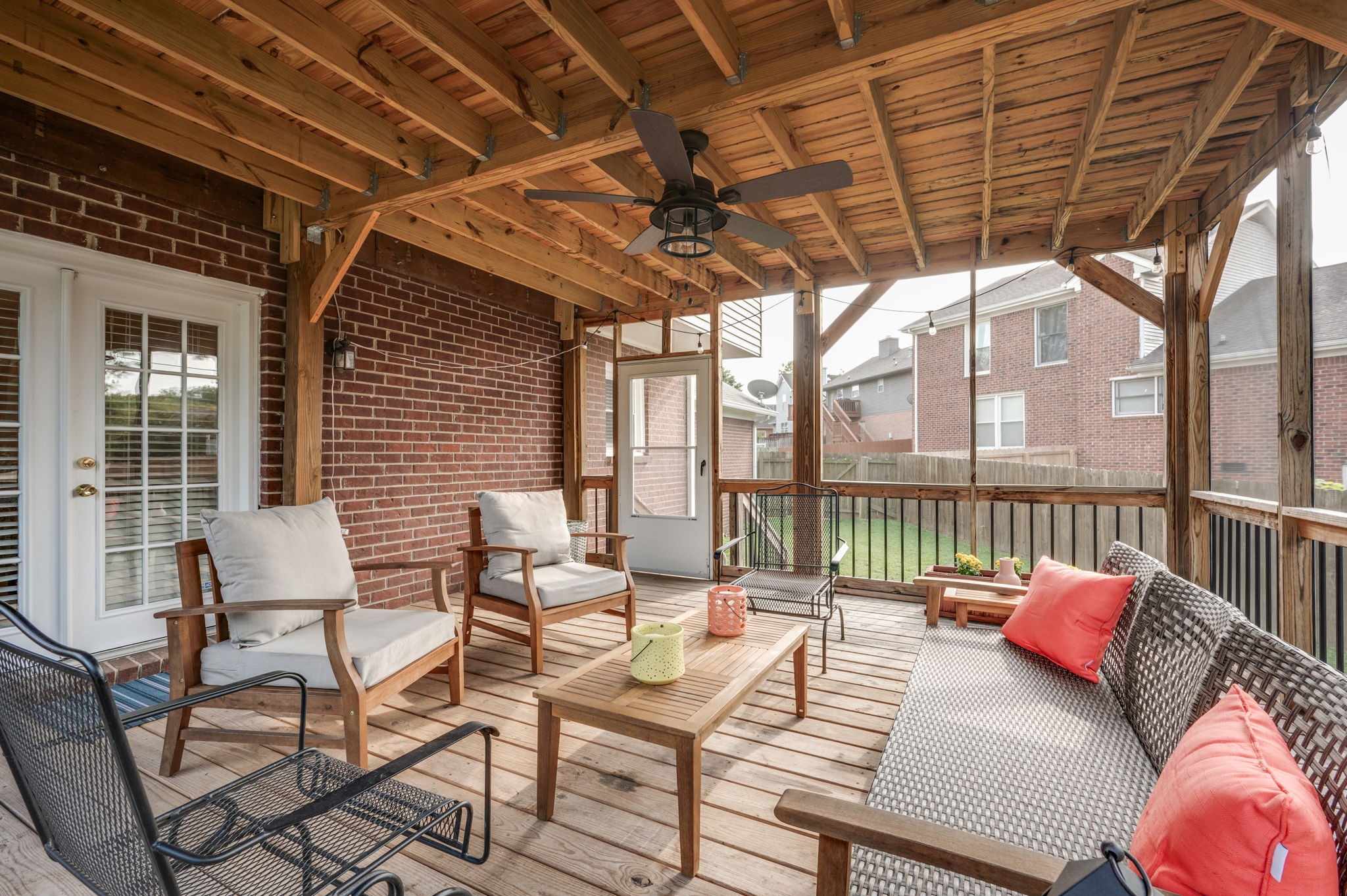 406 N Cameron Ct