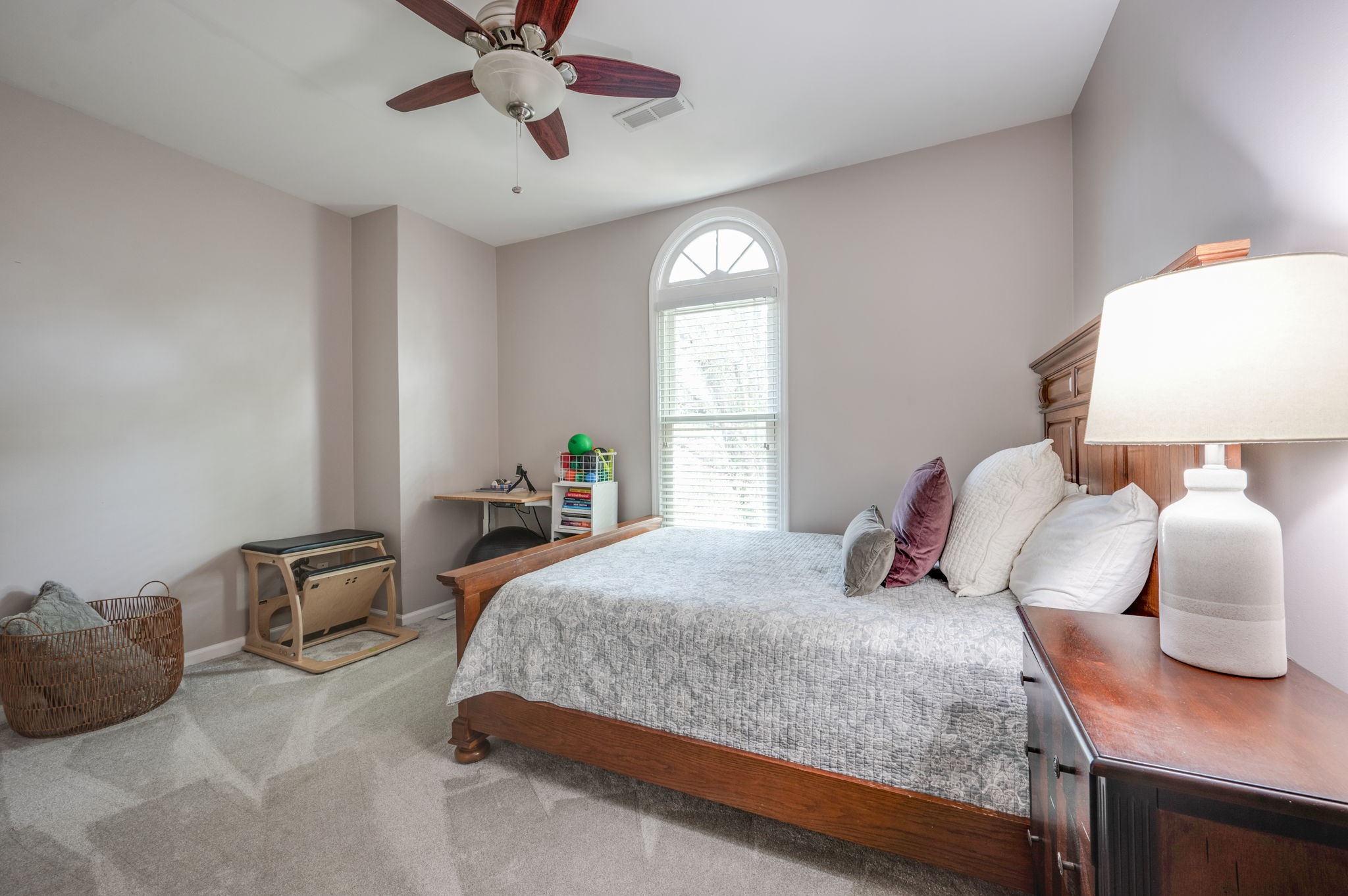 406 N Cameron Ct