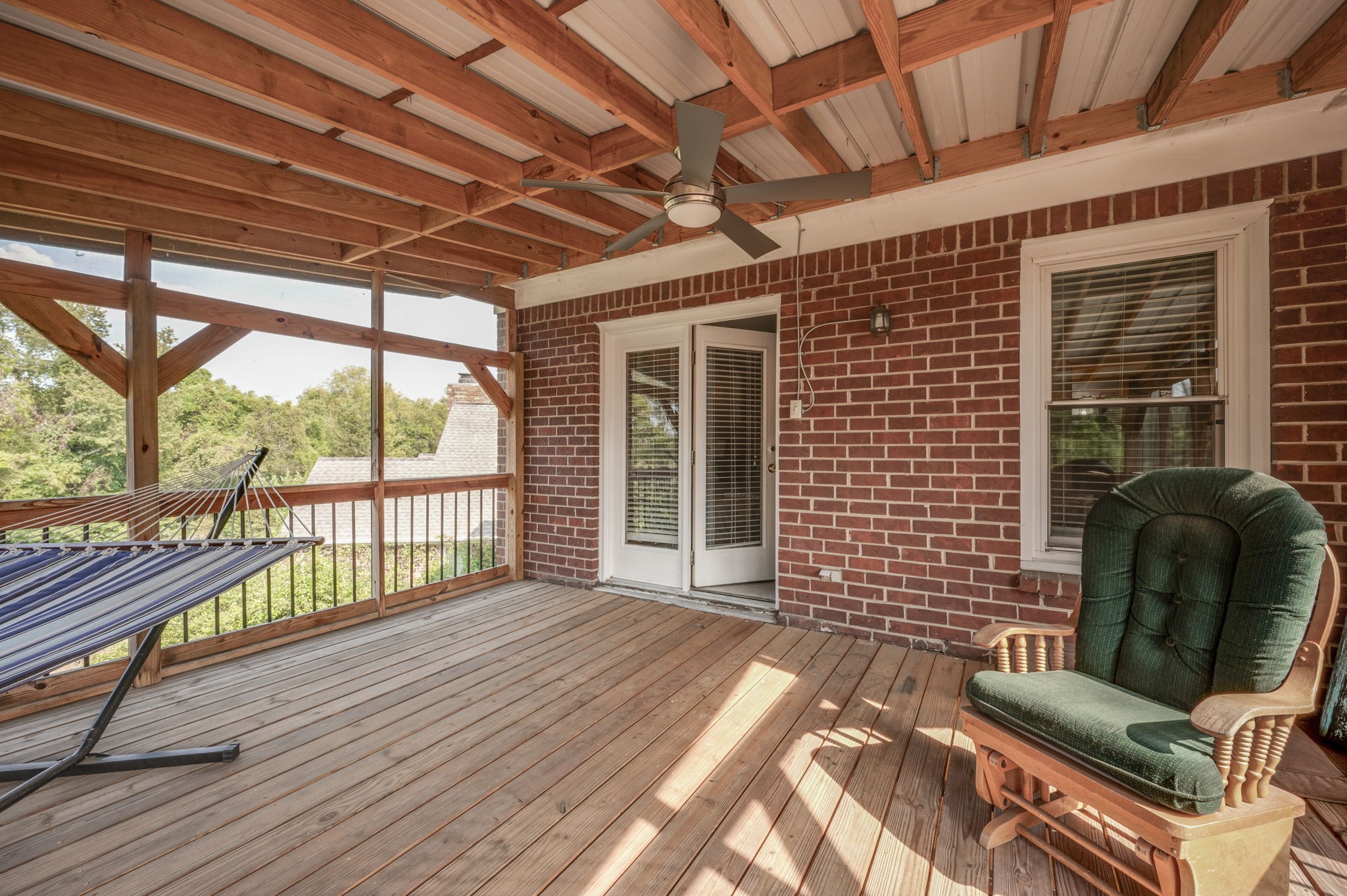 406 N Cameron Ct
