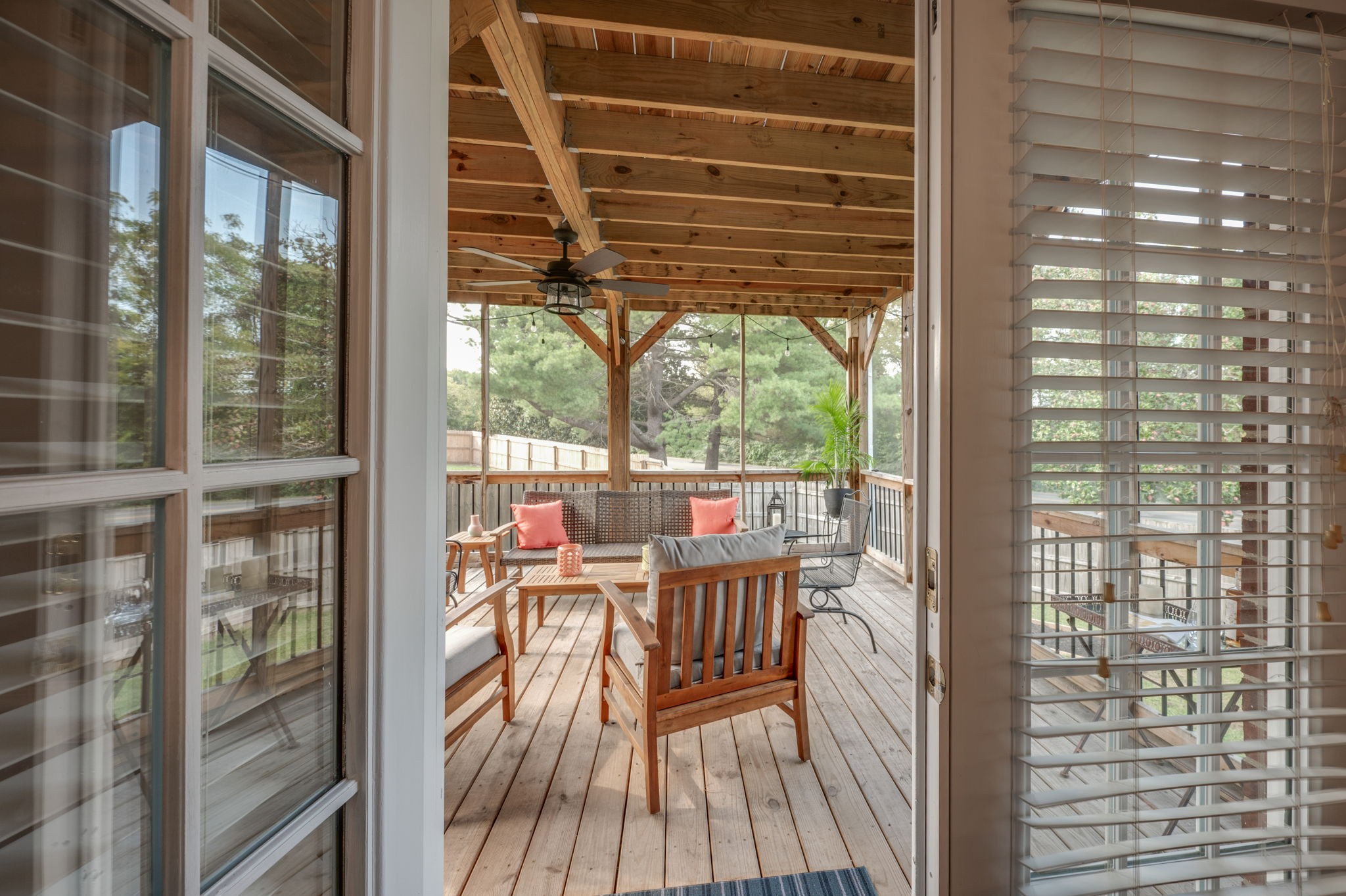 406 N Cameron Ct