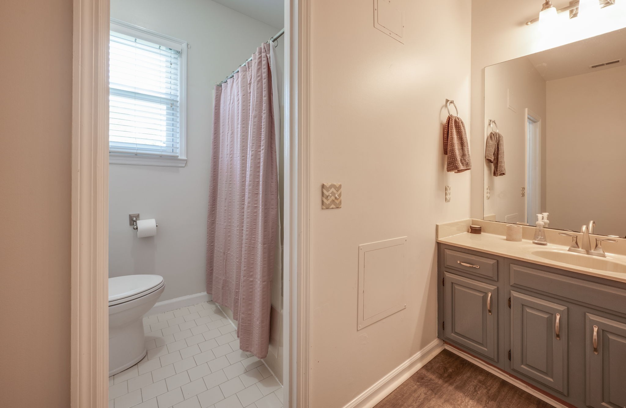 406 N Cameron Ct