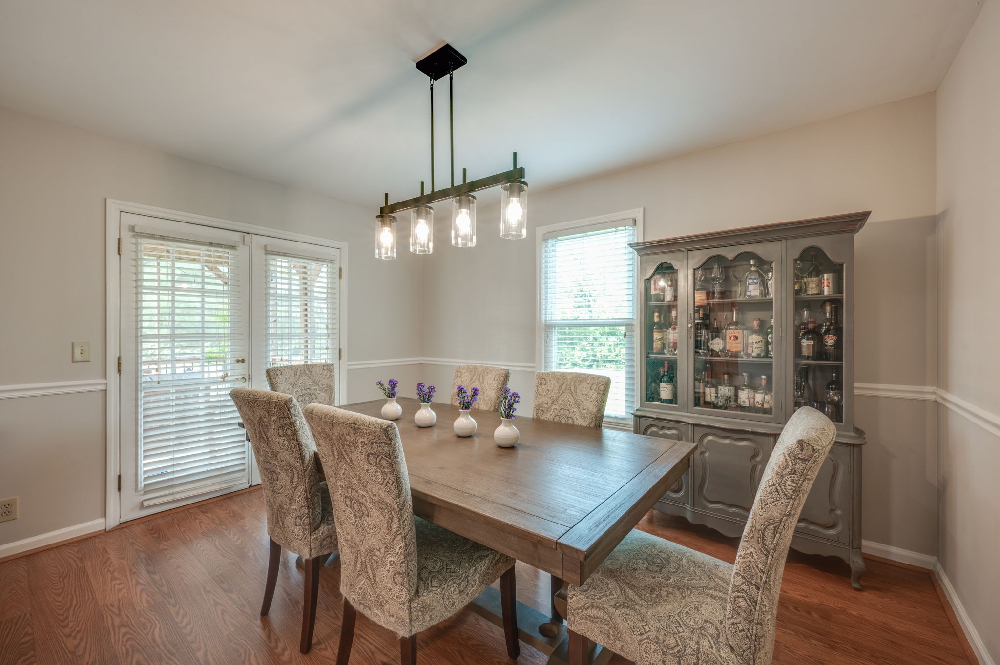 406 N Cameron Ct