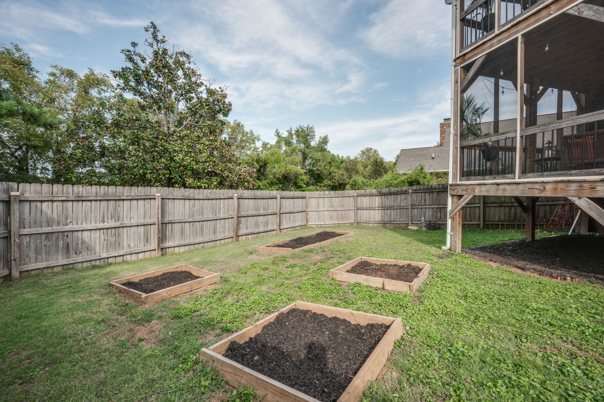 406 N Cameron Ct