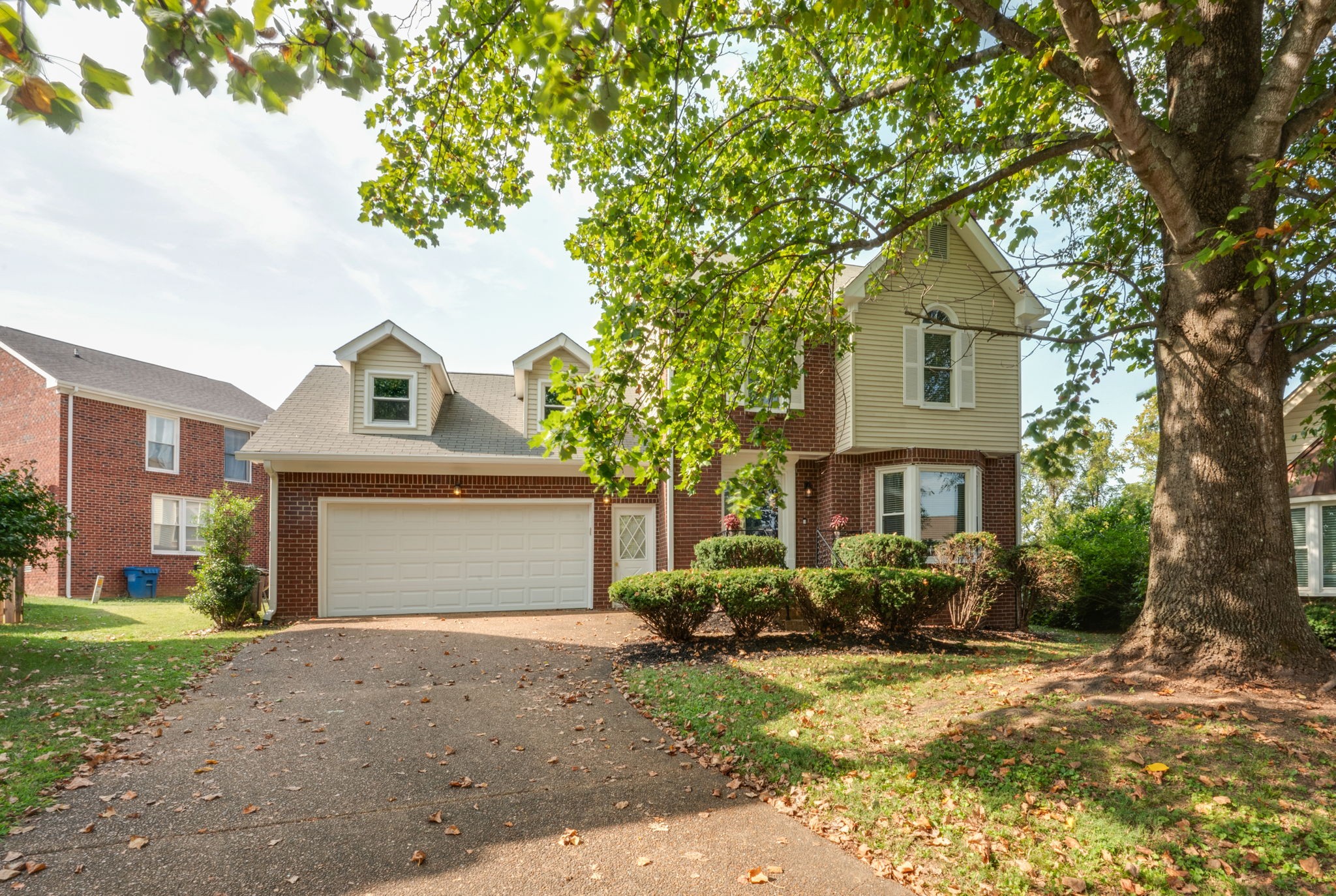 406 N Cameron Ct