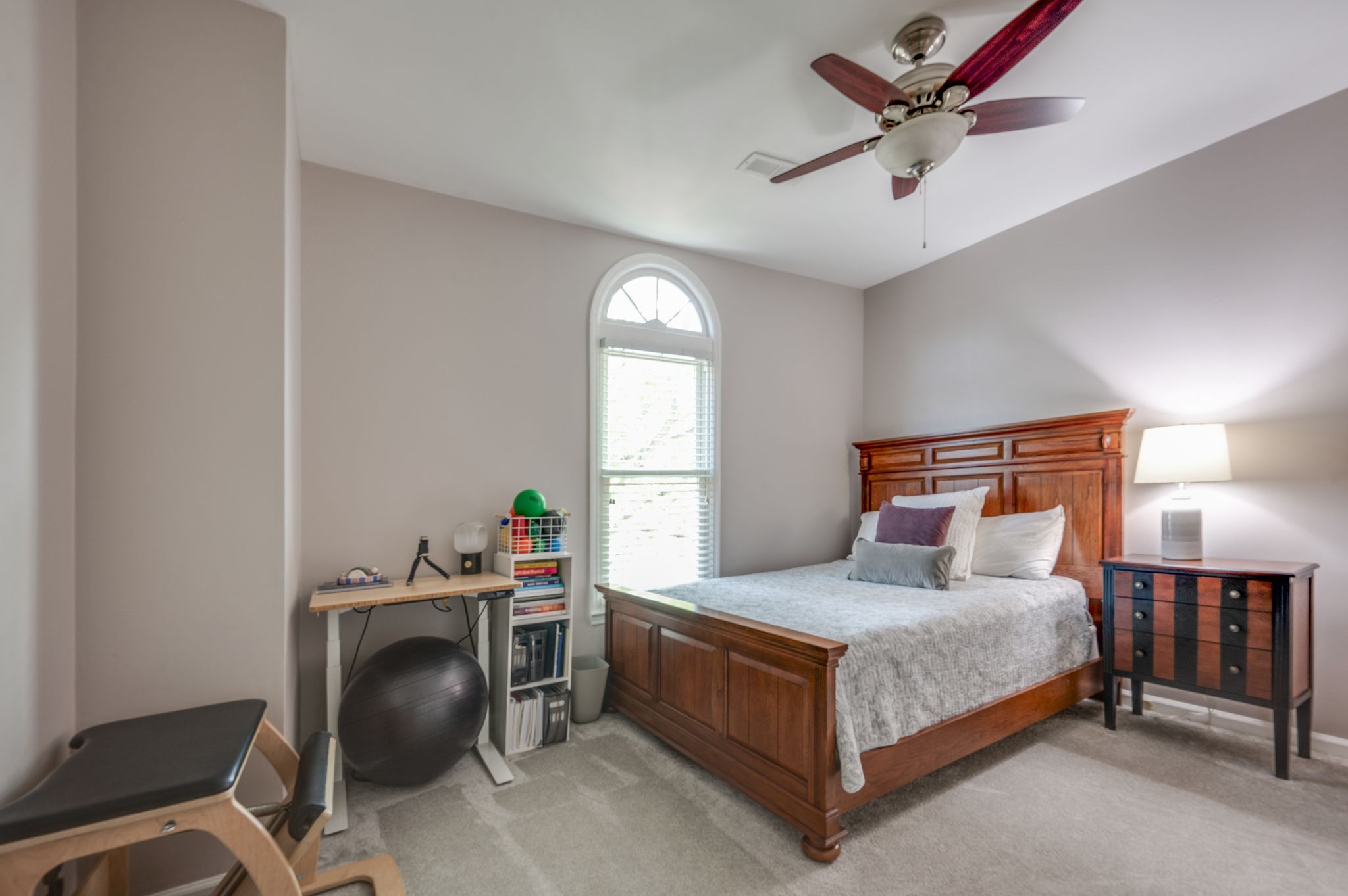 406 N Cameron Ct