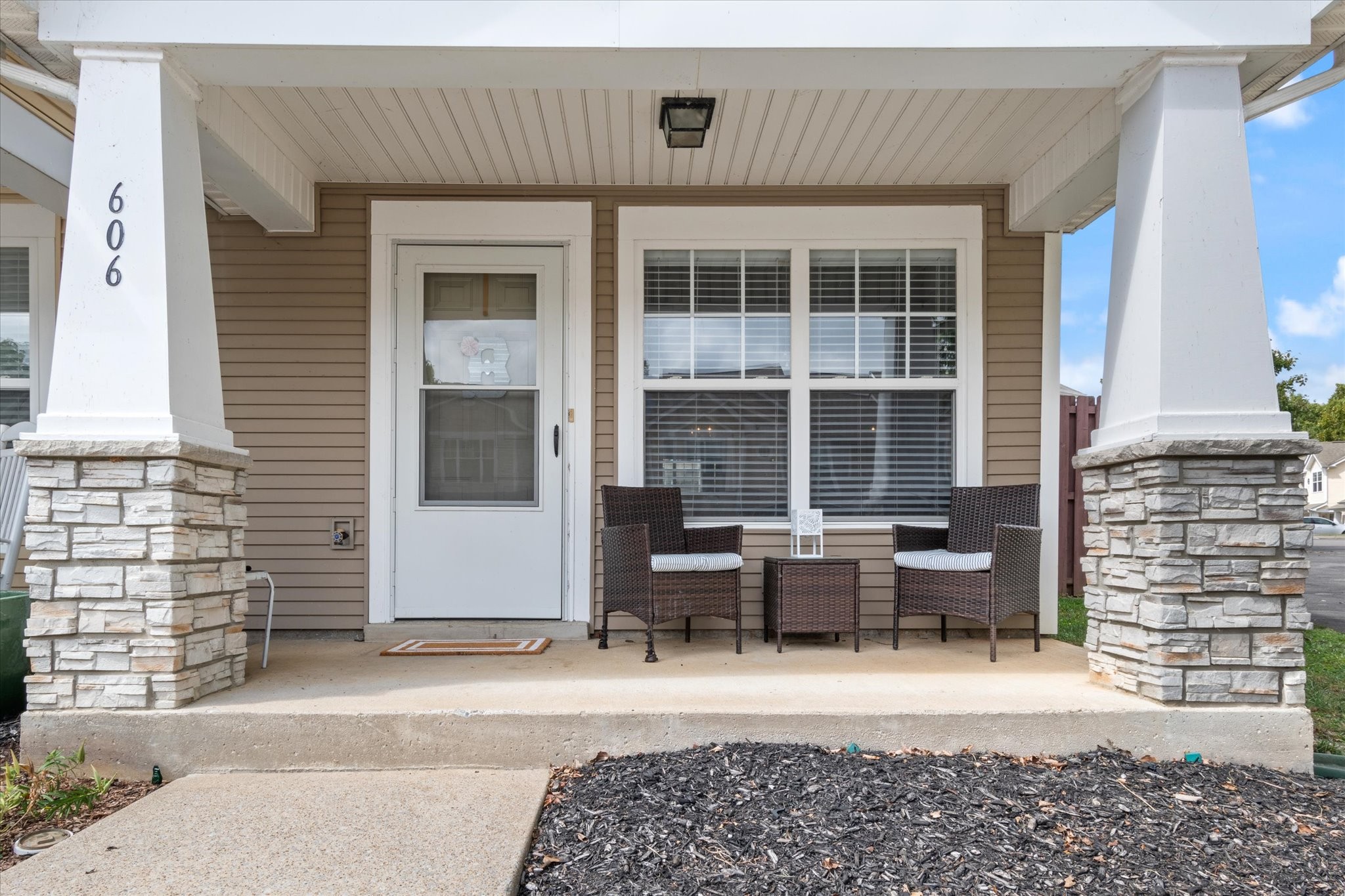 3535 Bell Rd, S Unit: 606