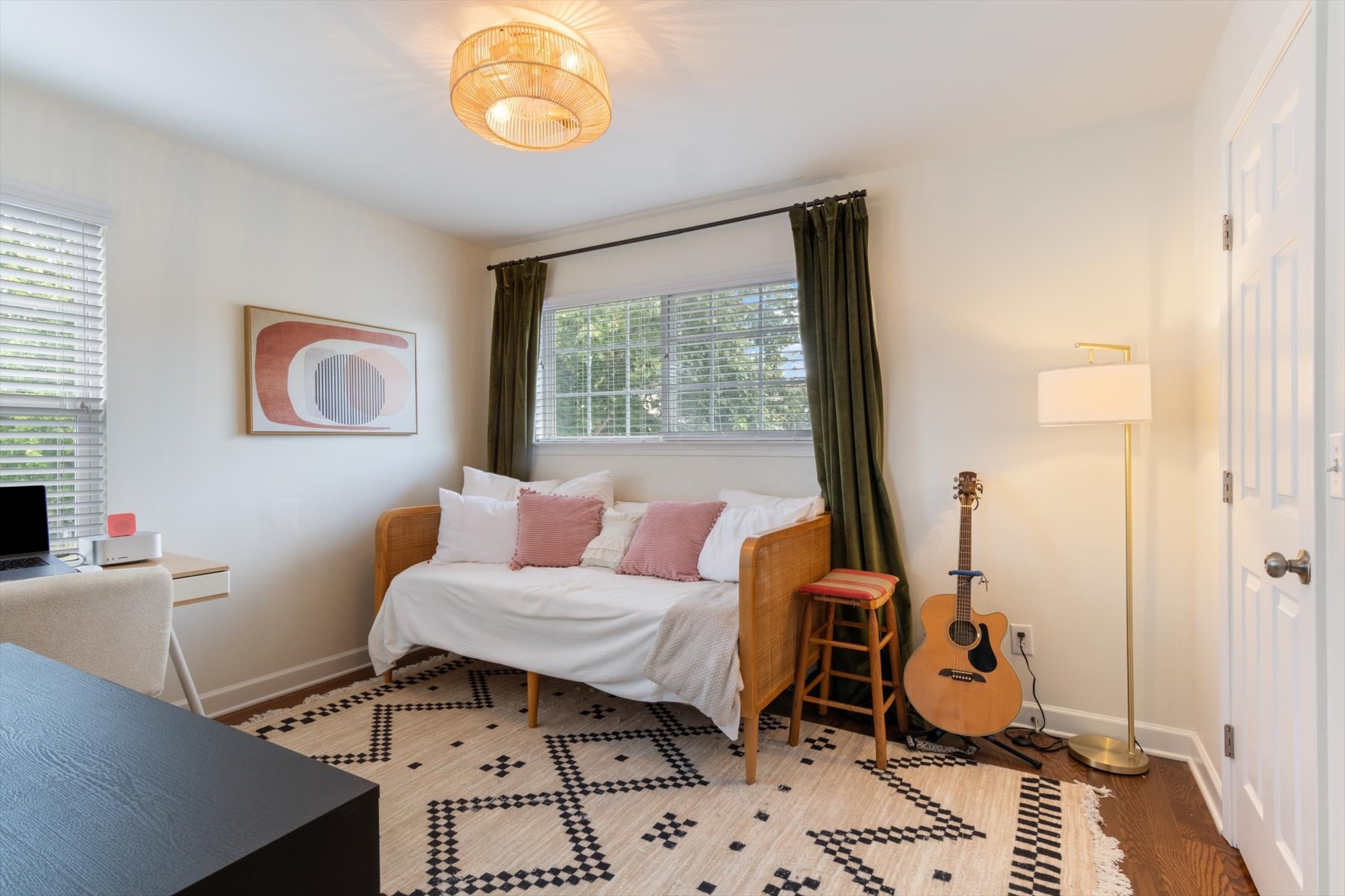 3535 Bell Rd, S Unit: 606