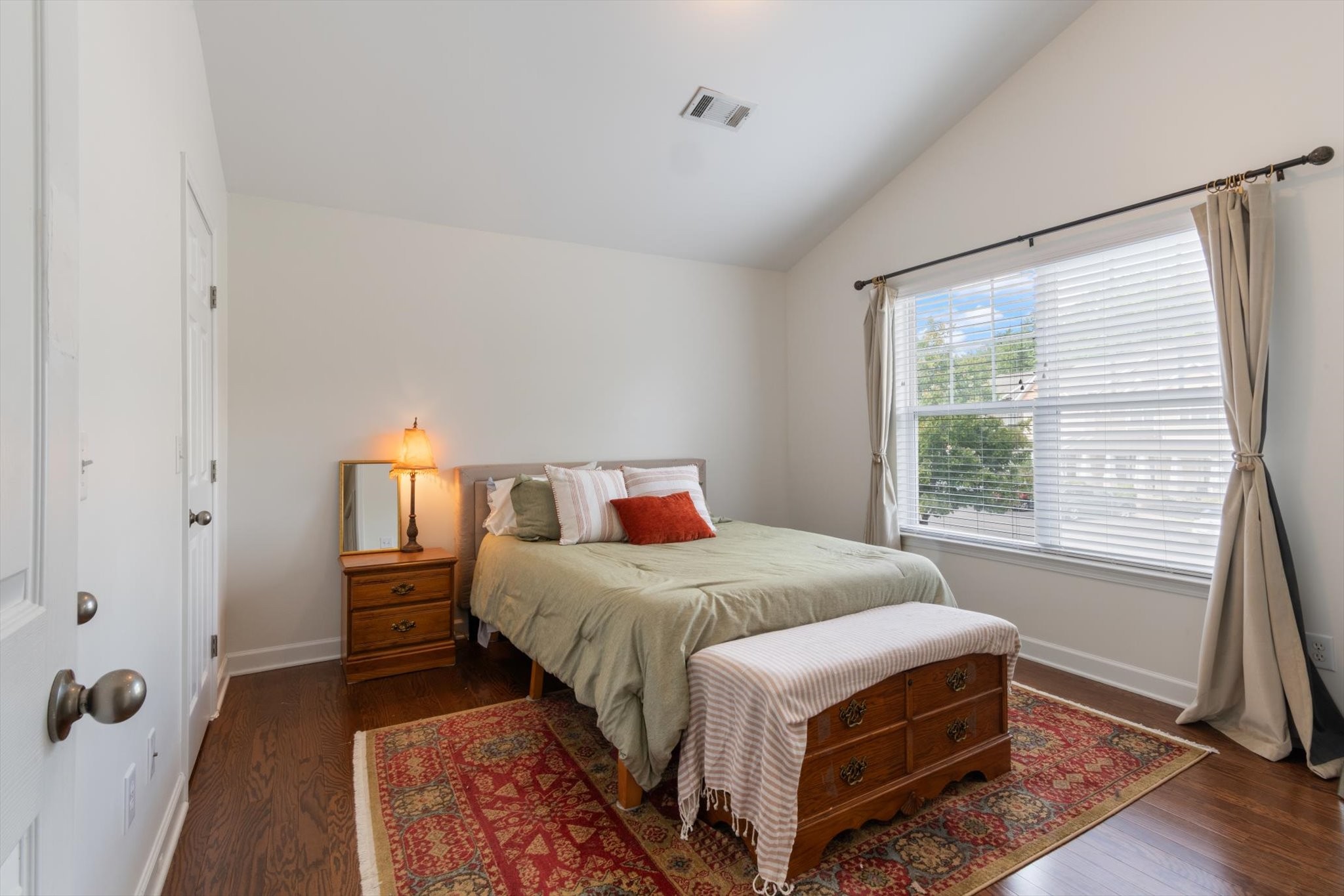 3535 Bell Rd, S Unit: 606