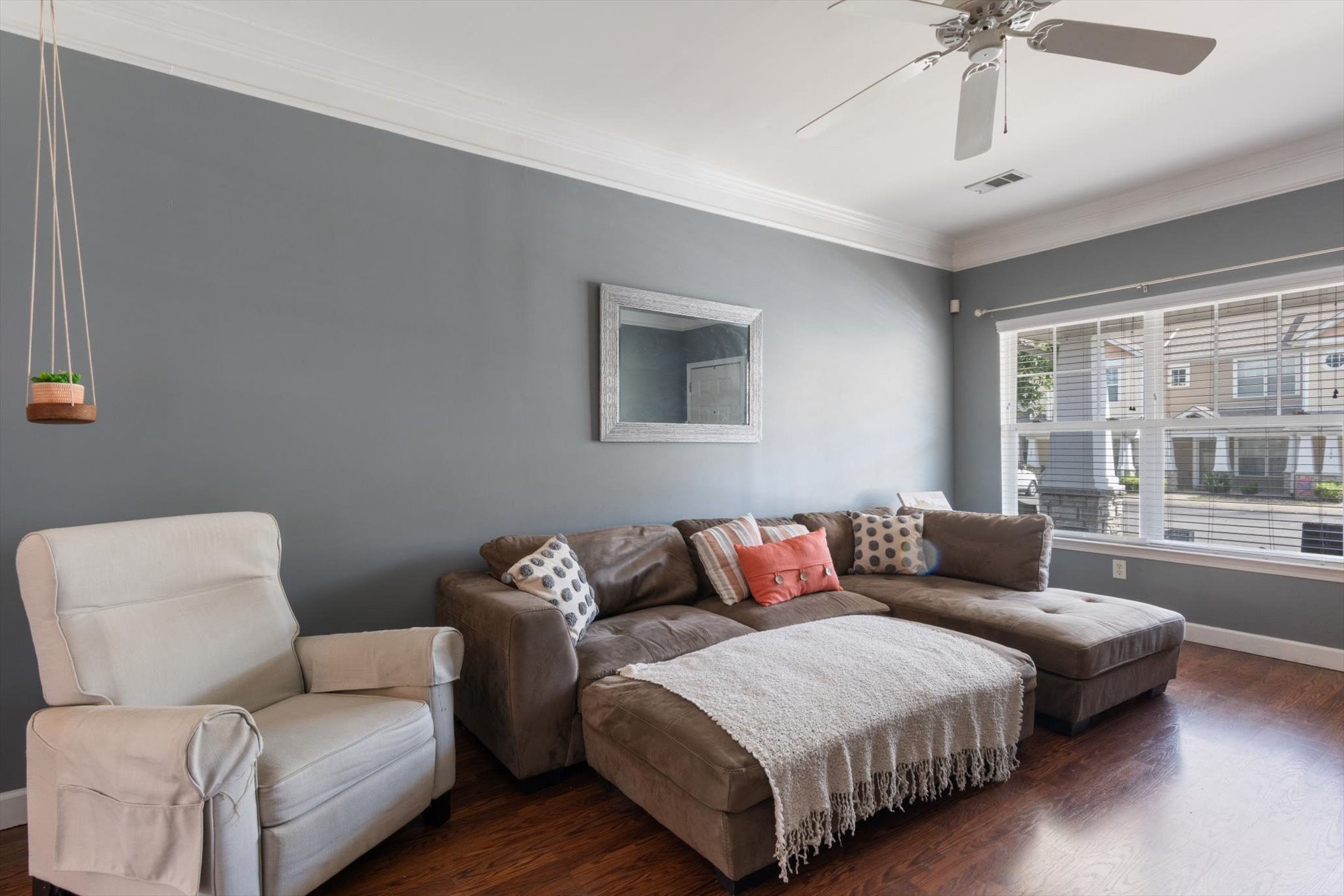 3535 Bell Rd, S Unit: 606