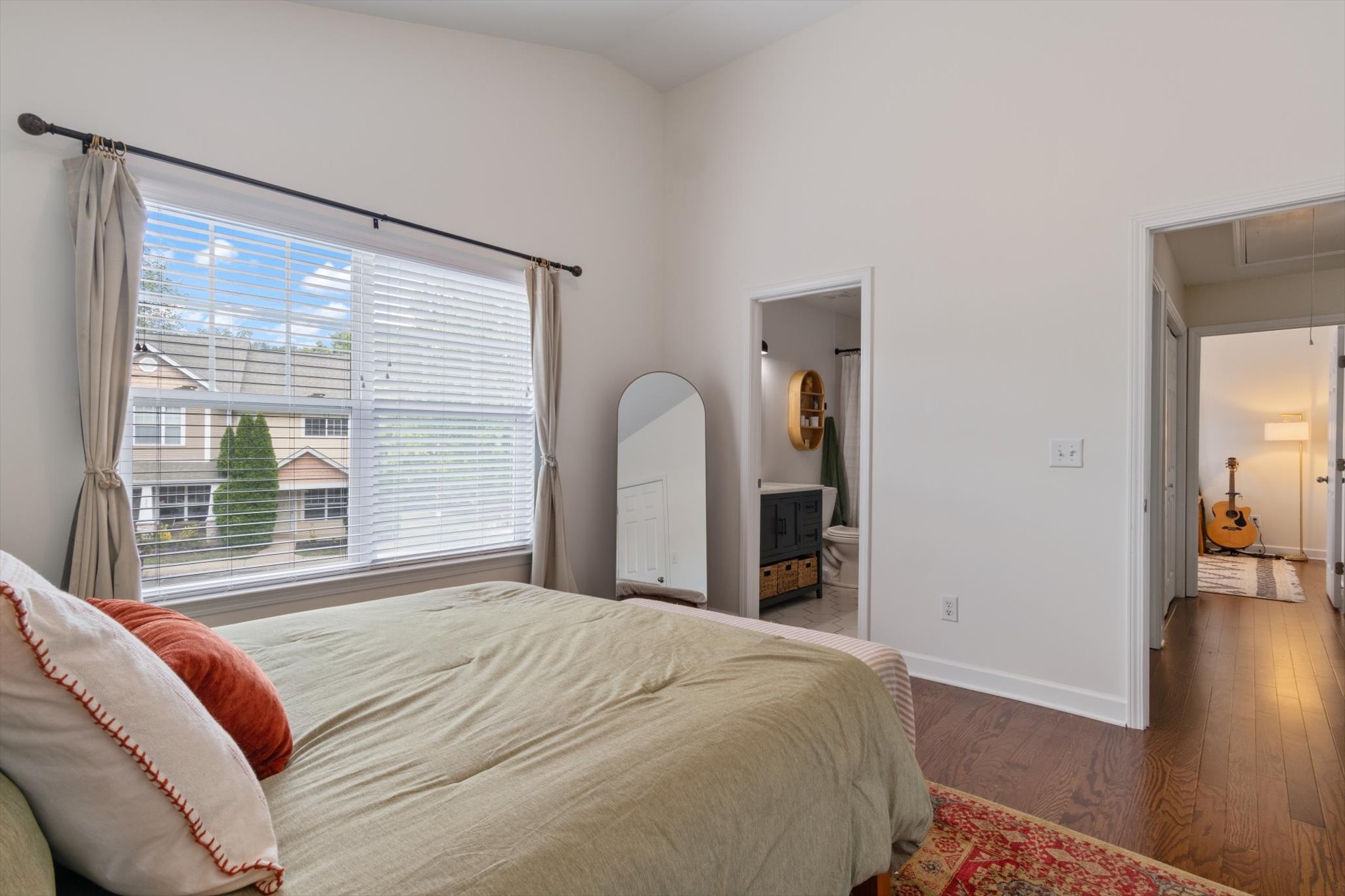 3535 Bell Rd, S Unit: 606