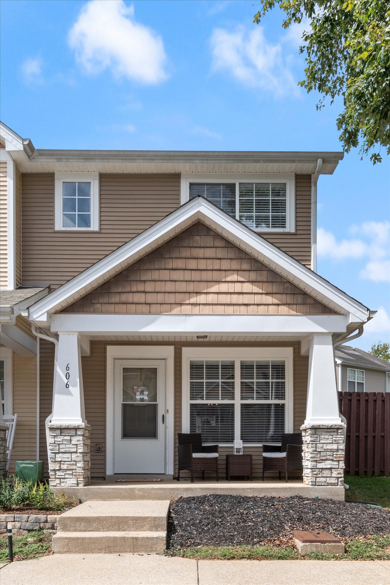 3535 Bell Rd, S Unit: 606