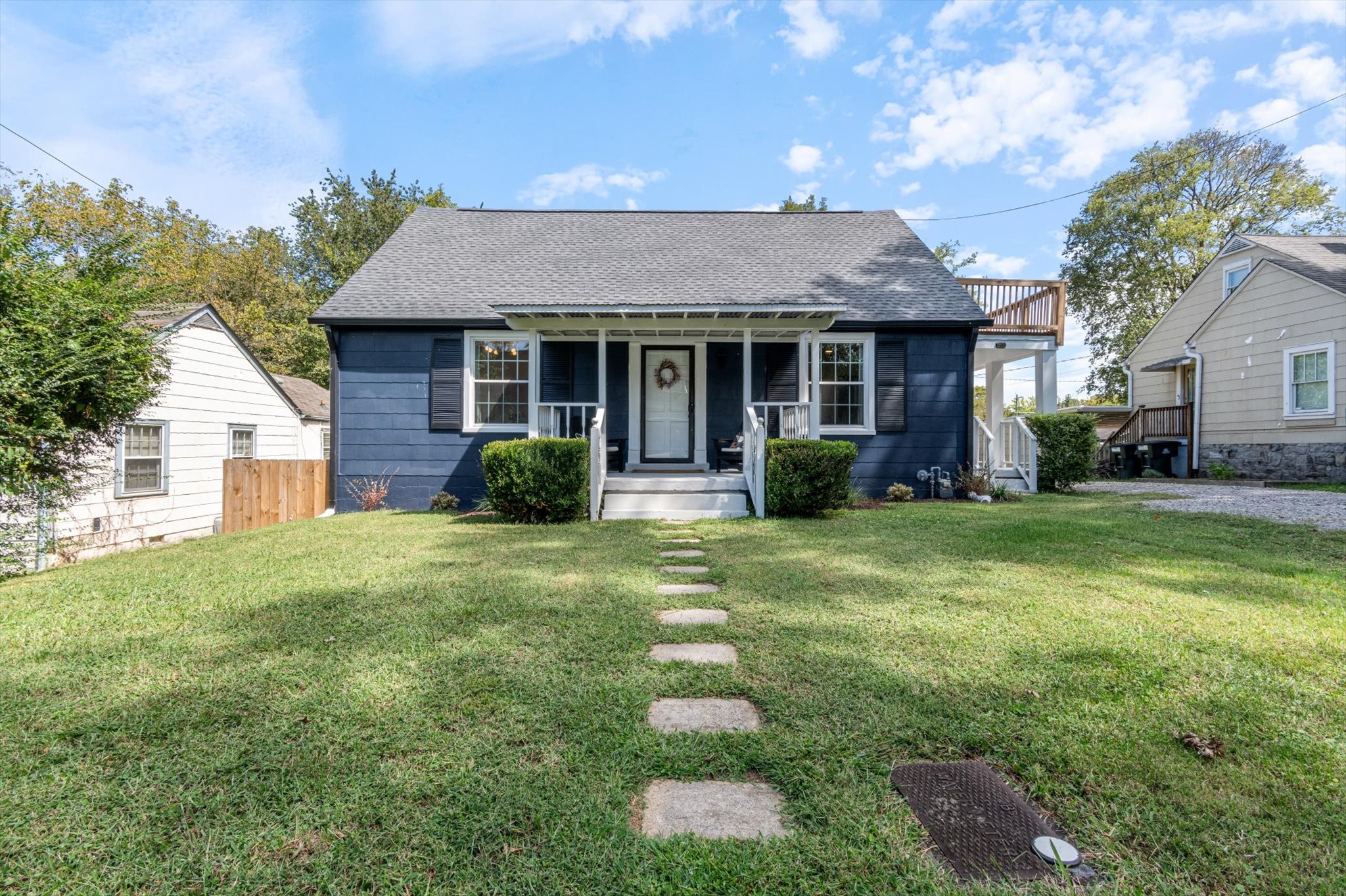 1113B Sunnymeade Dr