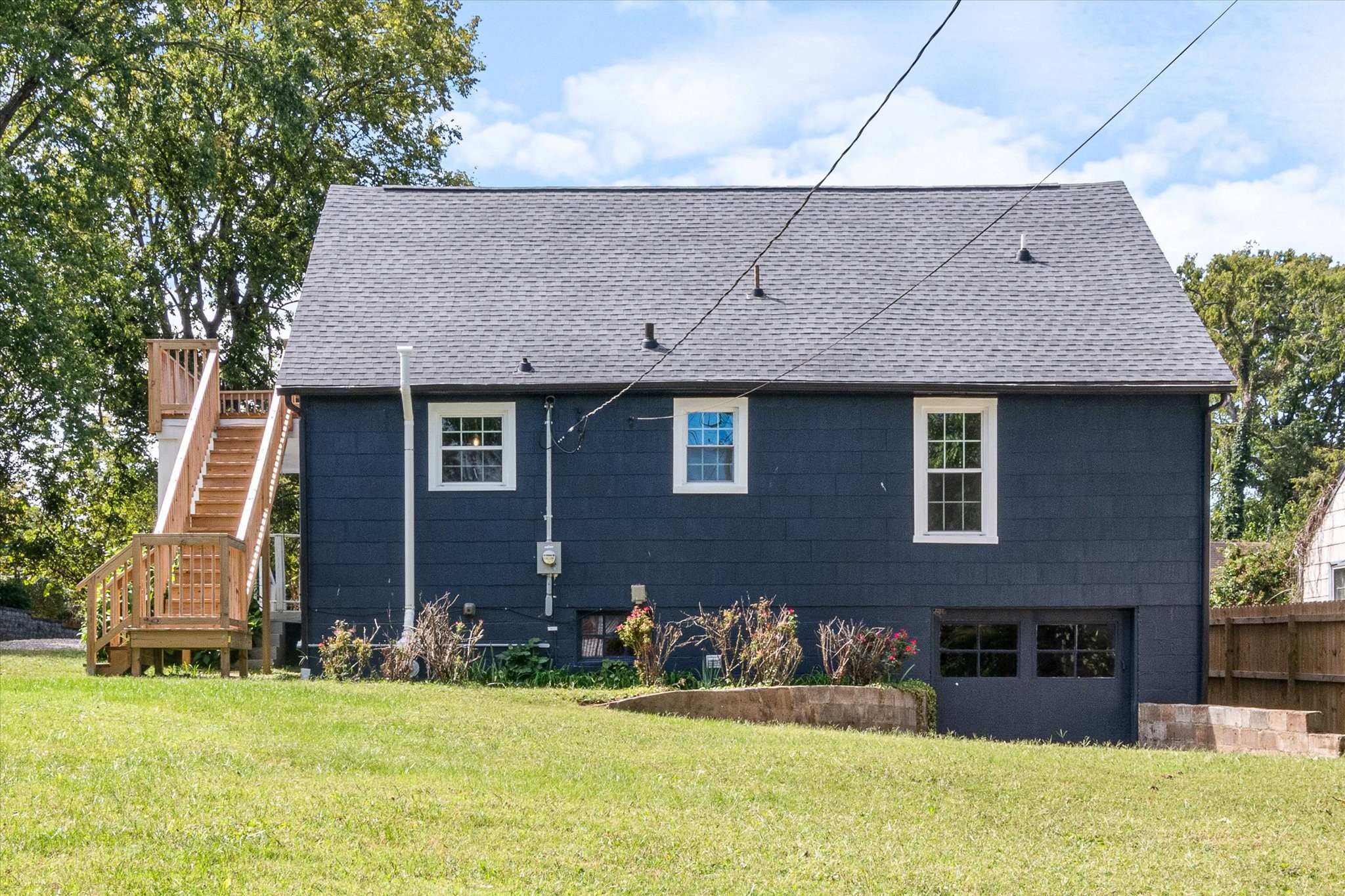 1113B Sunnymeade Dr