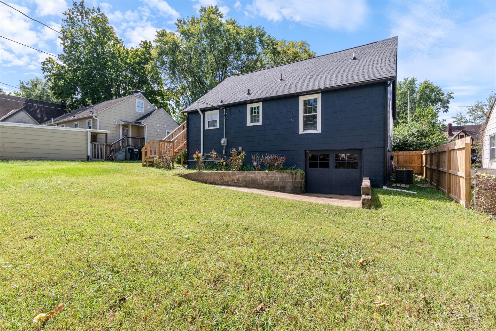 1113B Sunnymeade Dr