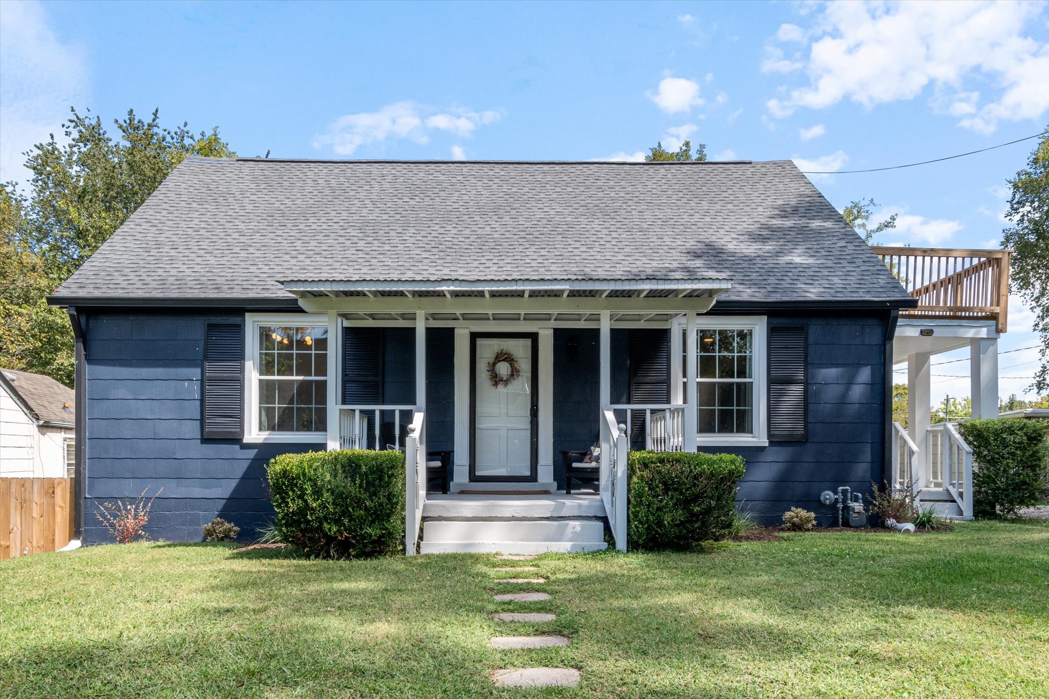 1113B Sunnymeade Dr