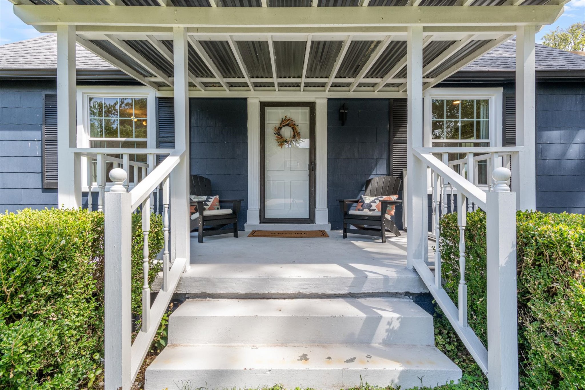 1113B Sunnymeade Dr
