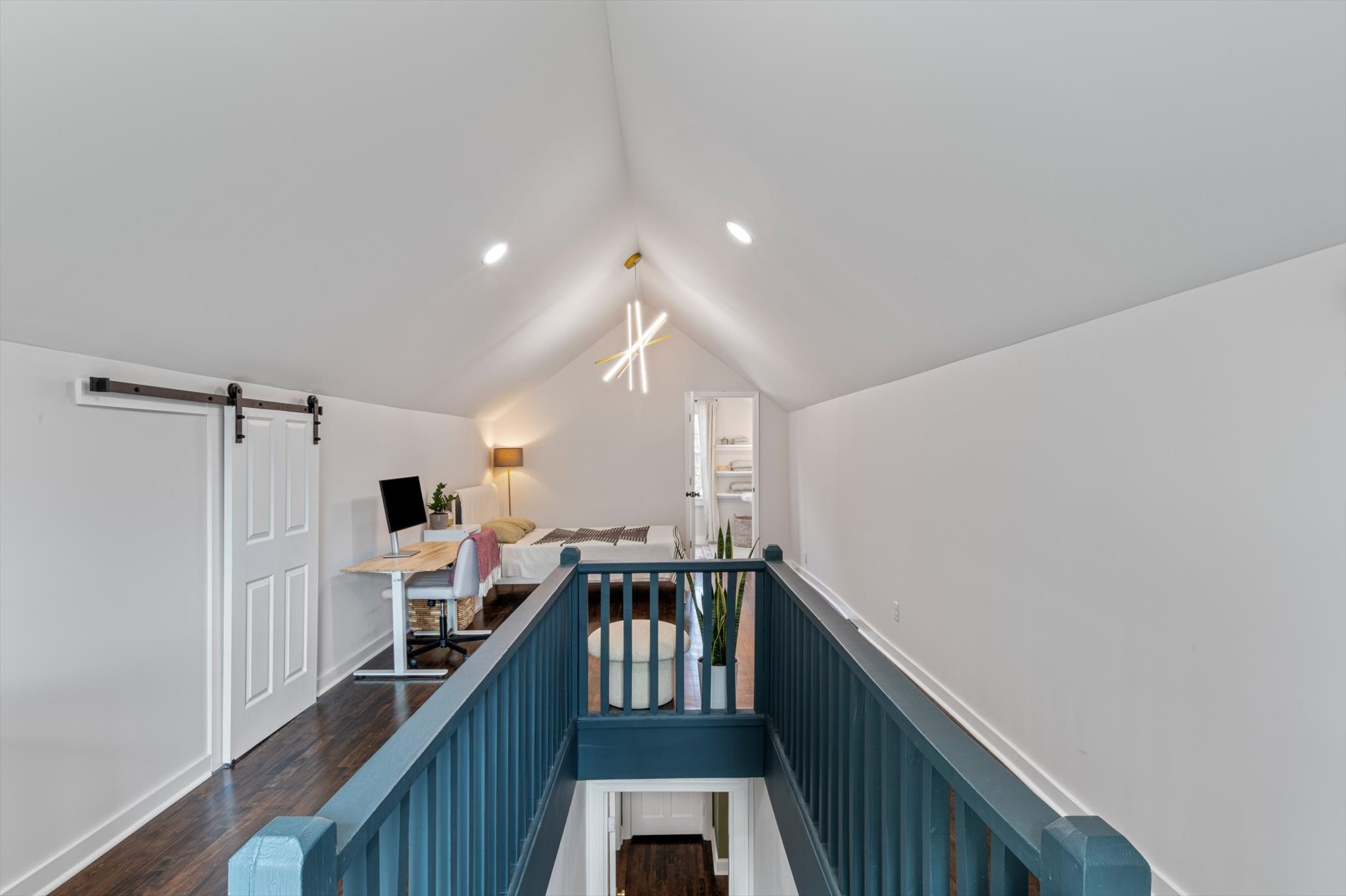 1113B Sunnymeade Dr